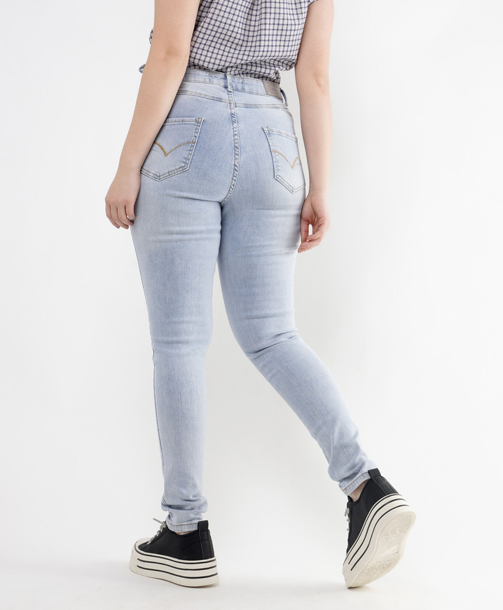Jeans mujer brillos delanteros skinny fit Jeans mujer brillos delanteros skinny fit