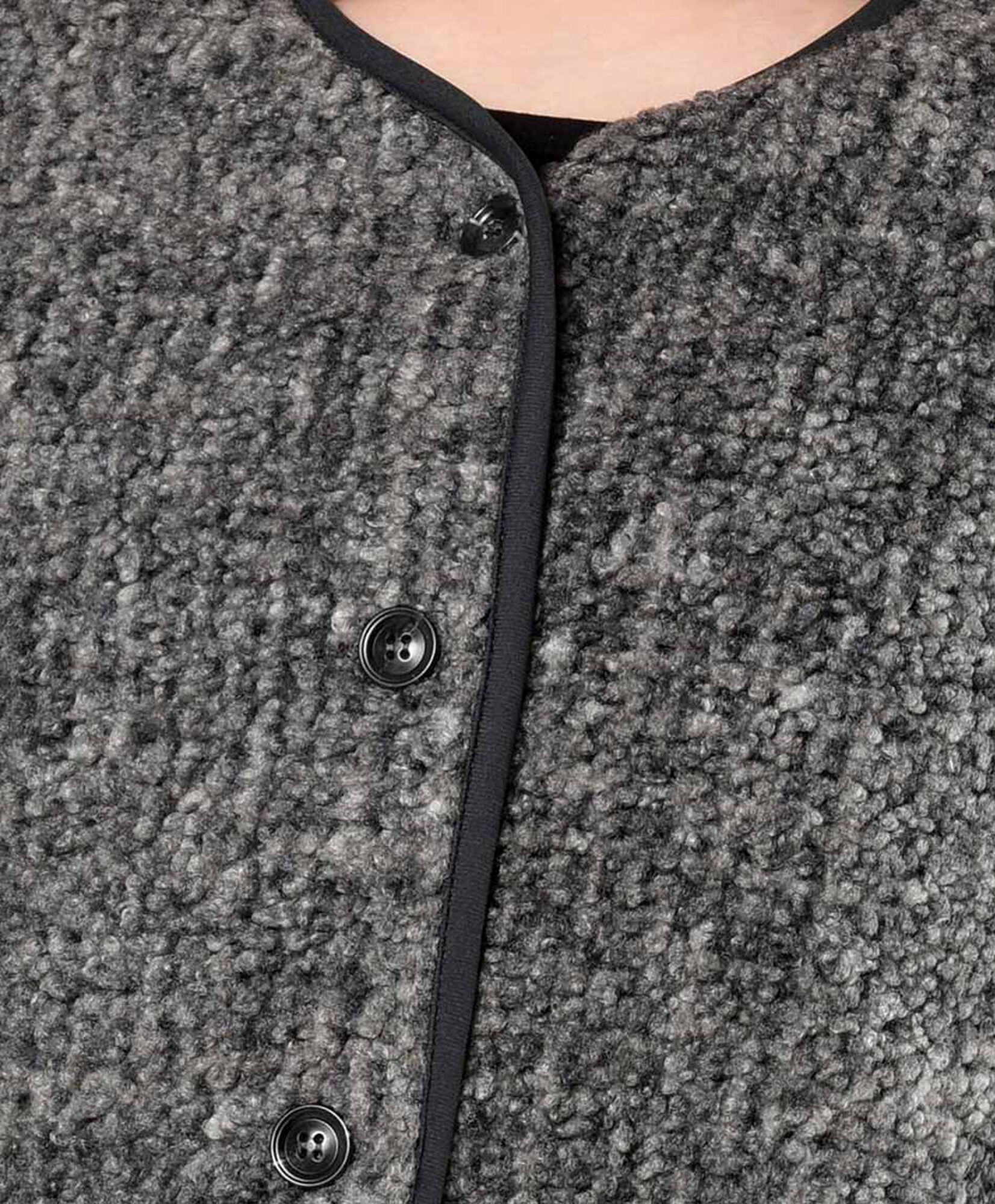 Chaqueta mujer botones oversize Chaqueta mujer botones oversize