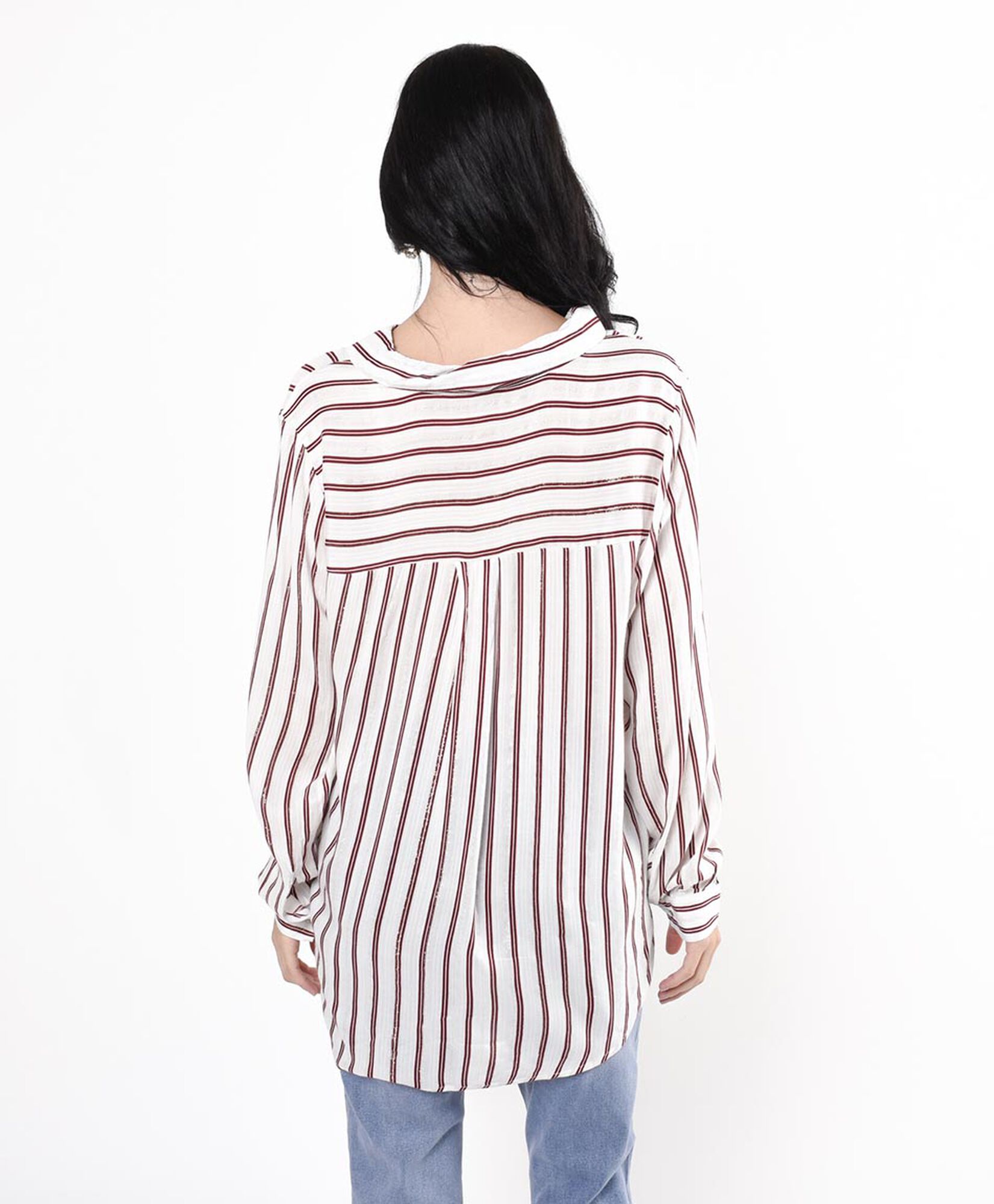Blusa mujer líneas y brillos Blusa mujer líneas y brillos