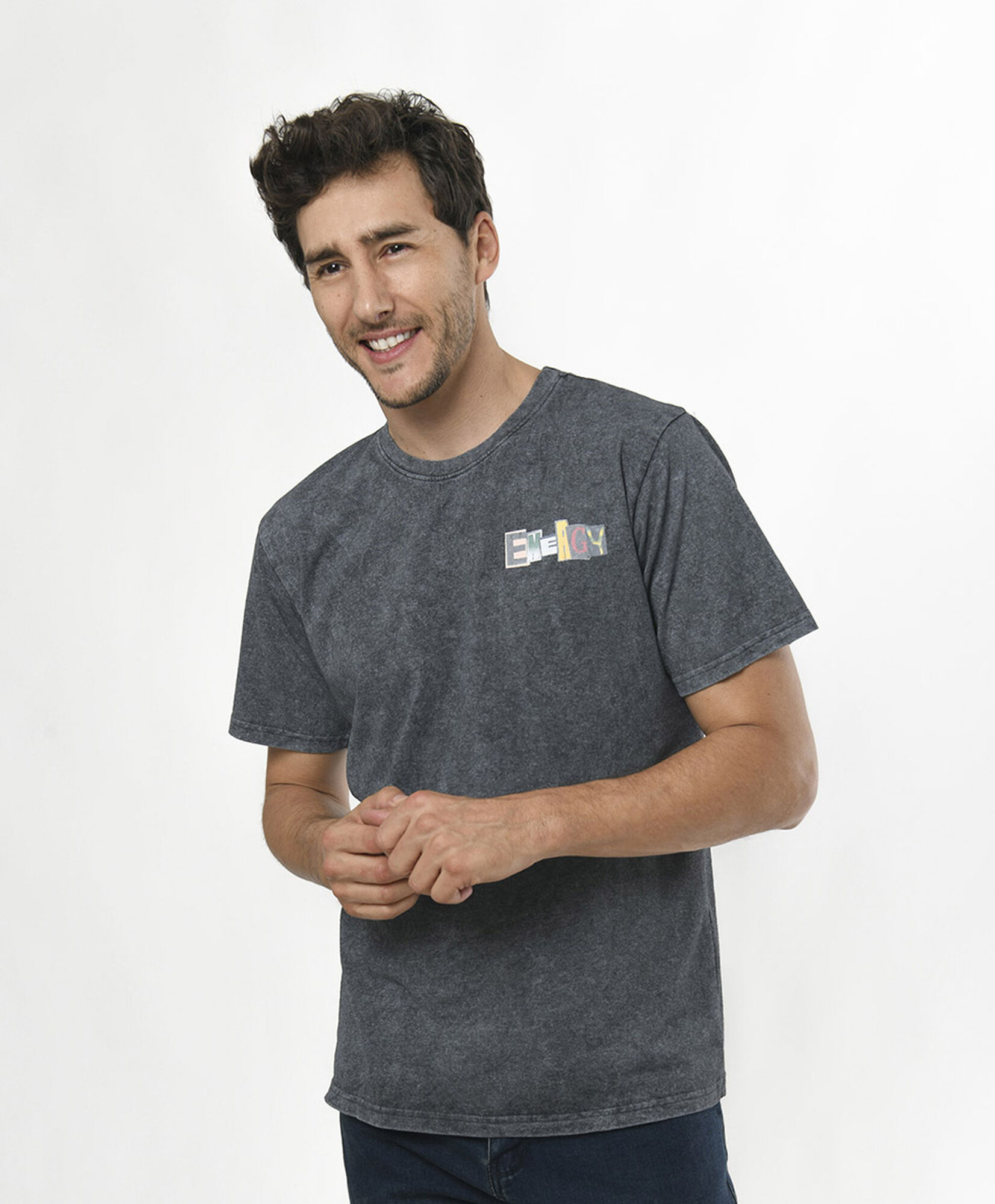 Polera hombre doble estampado Polera hombre doble estampado