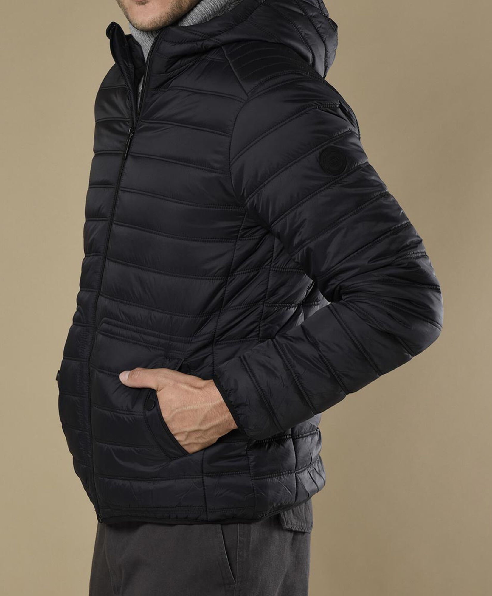 Parka forrada capuchón Parka forrada capuchón