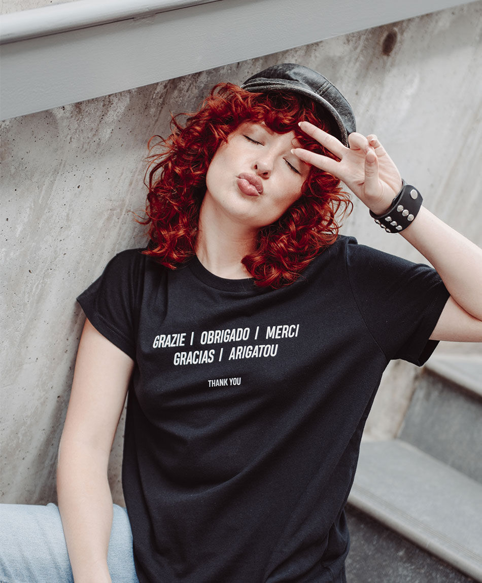 Polera mujer estampado gracias