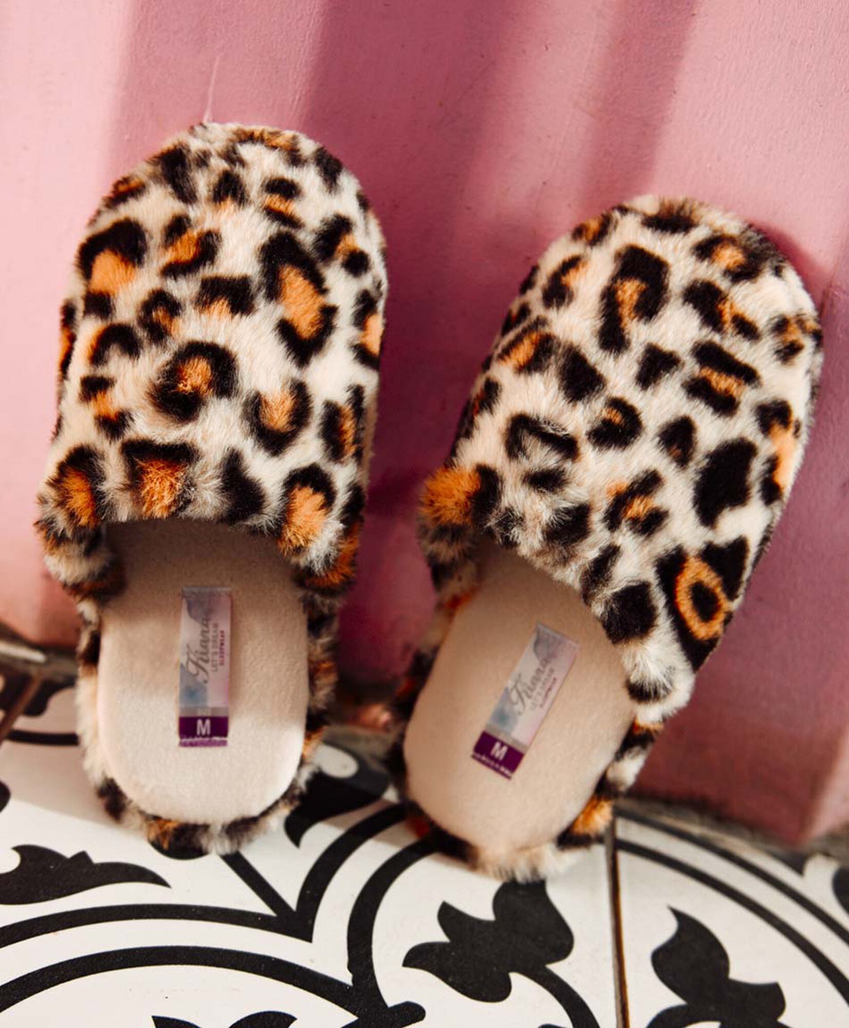 Pantufla mujer animal print café Pantufla mujer animal print café