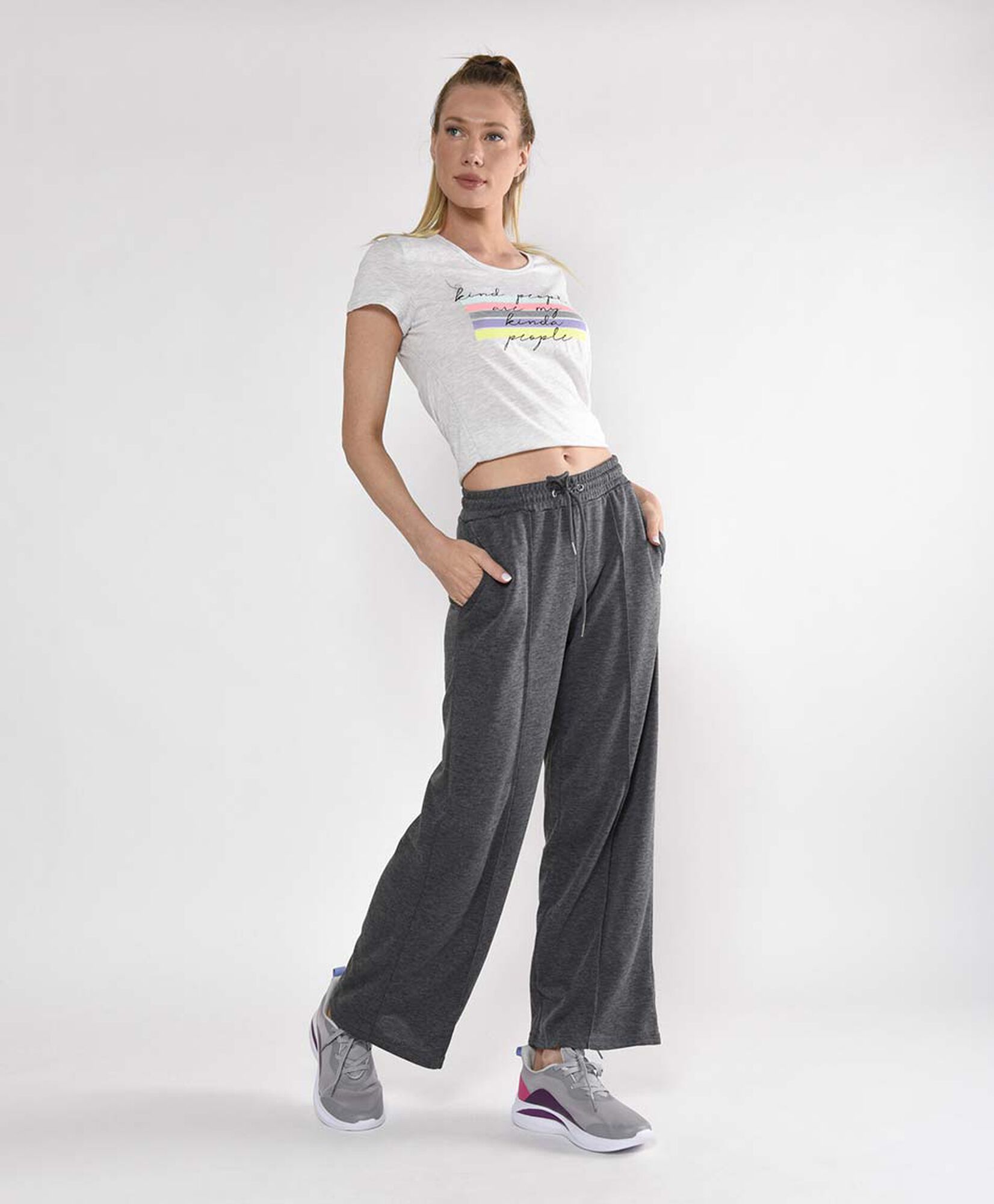 Pantalón de buzo mujer costura frontal wide Pantalón de buzo mujer costura frontal wide