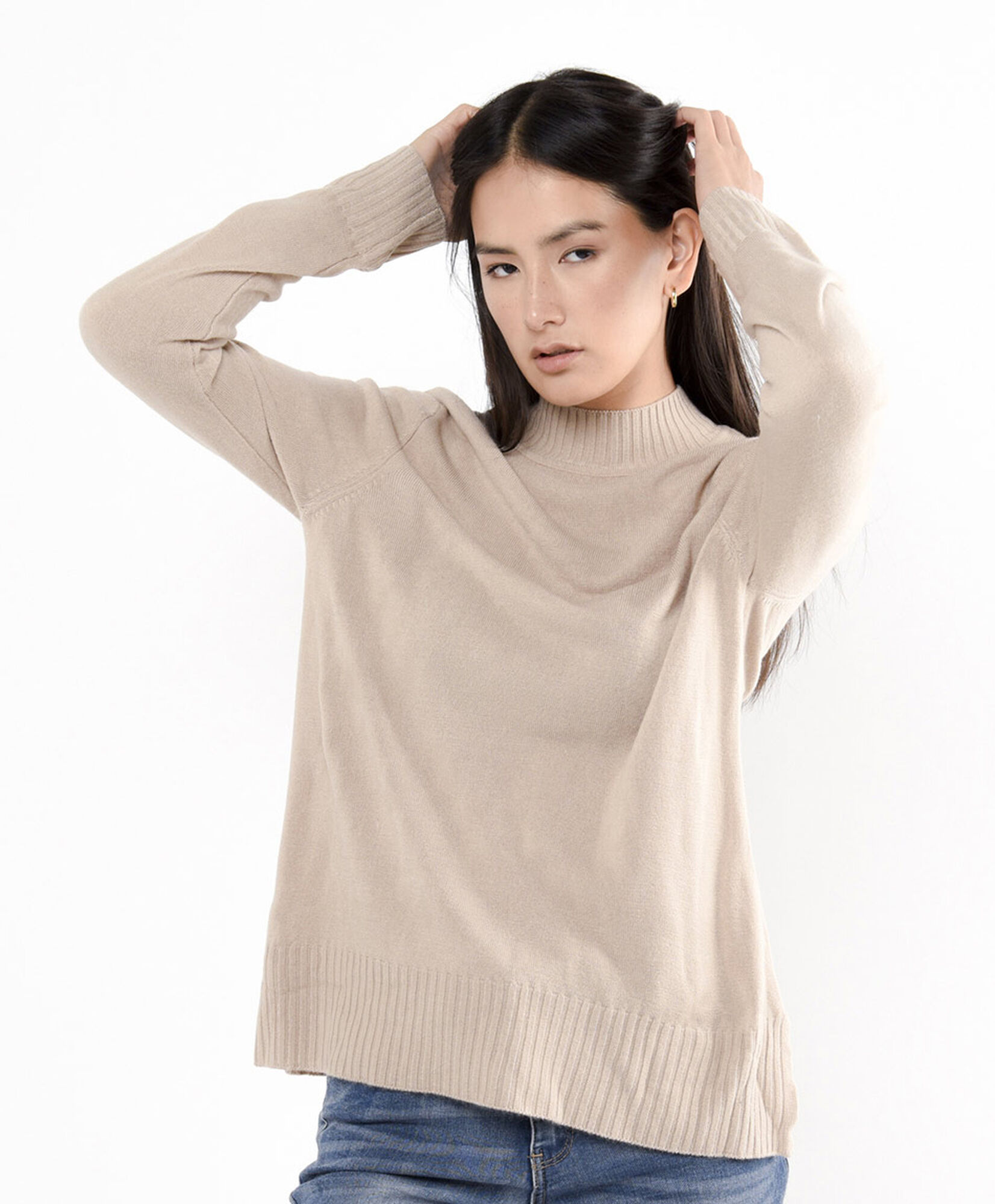Sweater mujer beige cuello medio Sweater mujer beige cuello medio