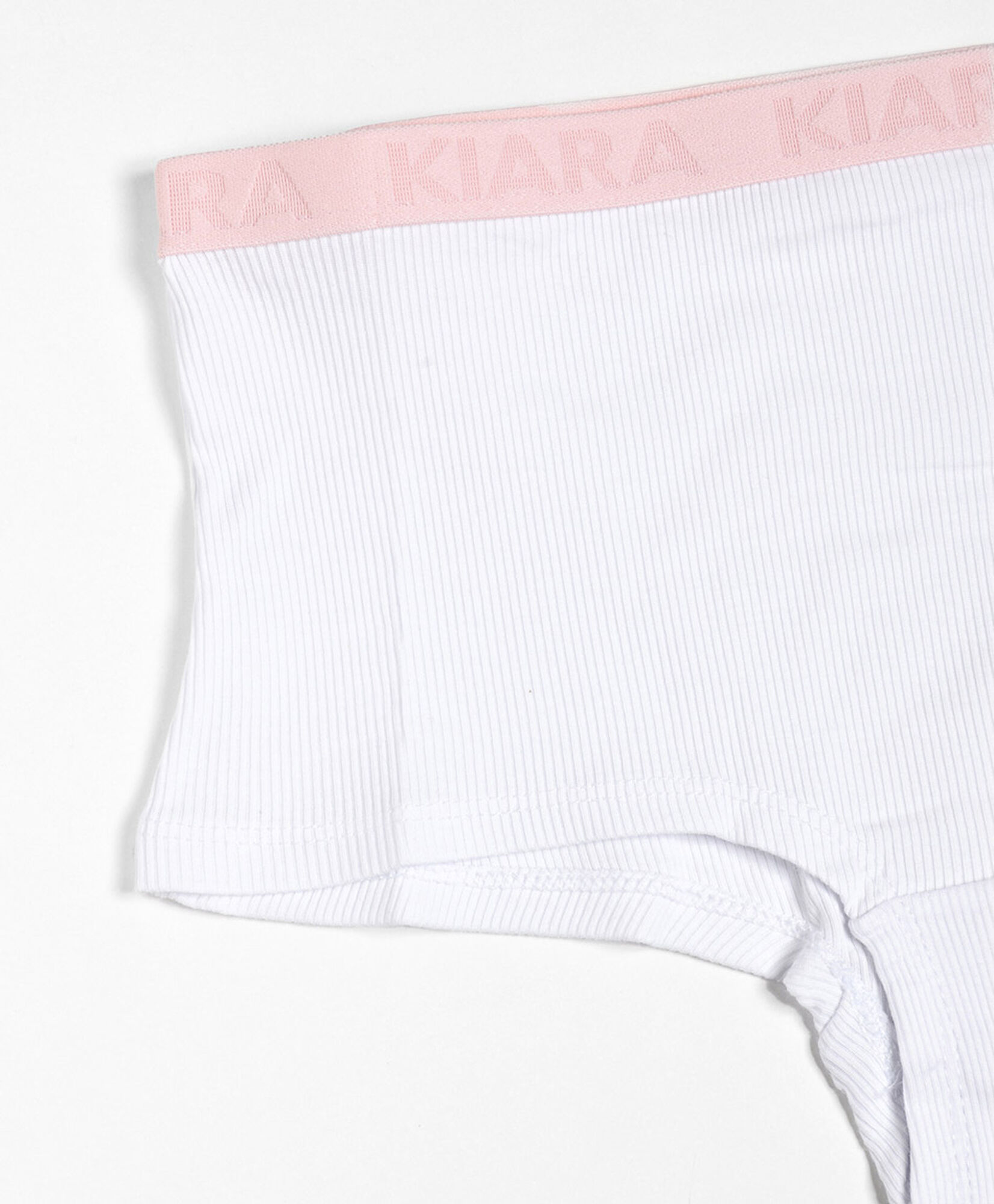 Pantaleta teen acanalada Pantaleta teen acanalada