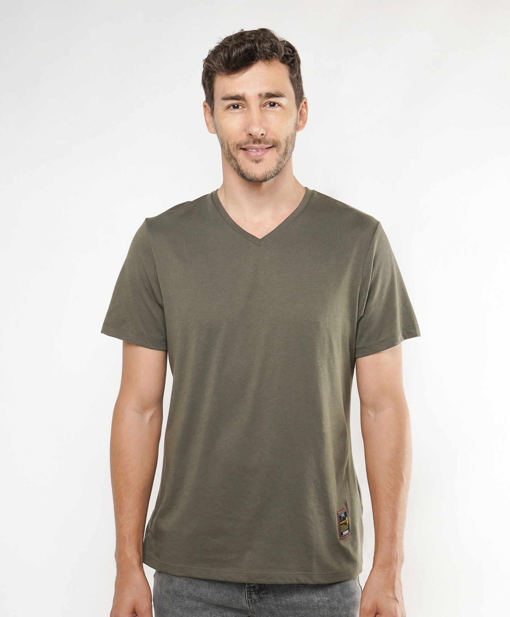 Polera hombre básica cuello v Polera hombre básica cuello v