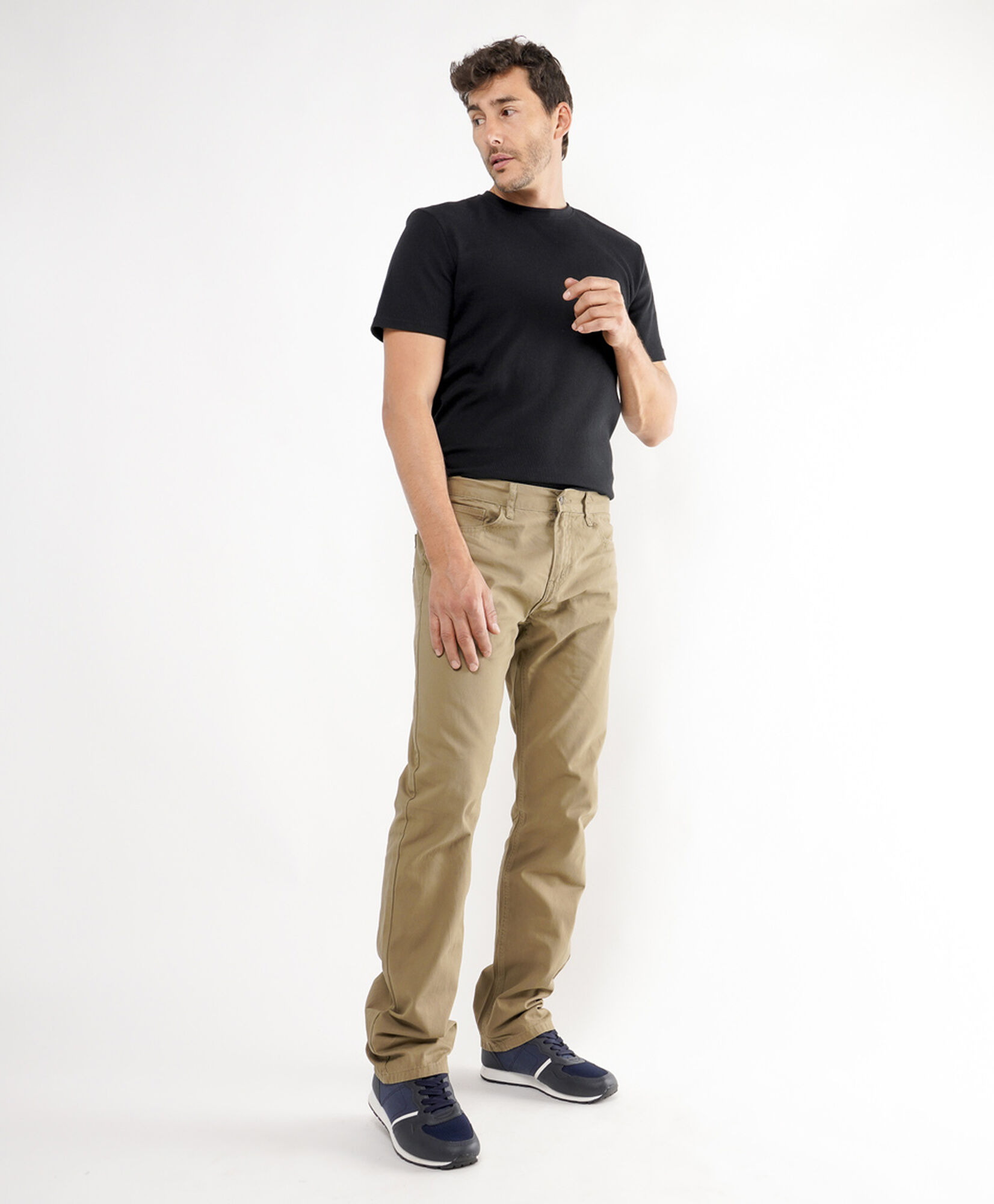Pantalón hombre básico beige Pantalón hombre básico beige