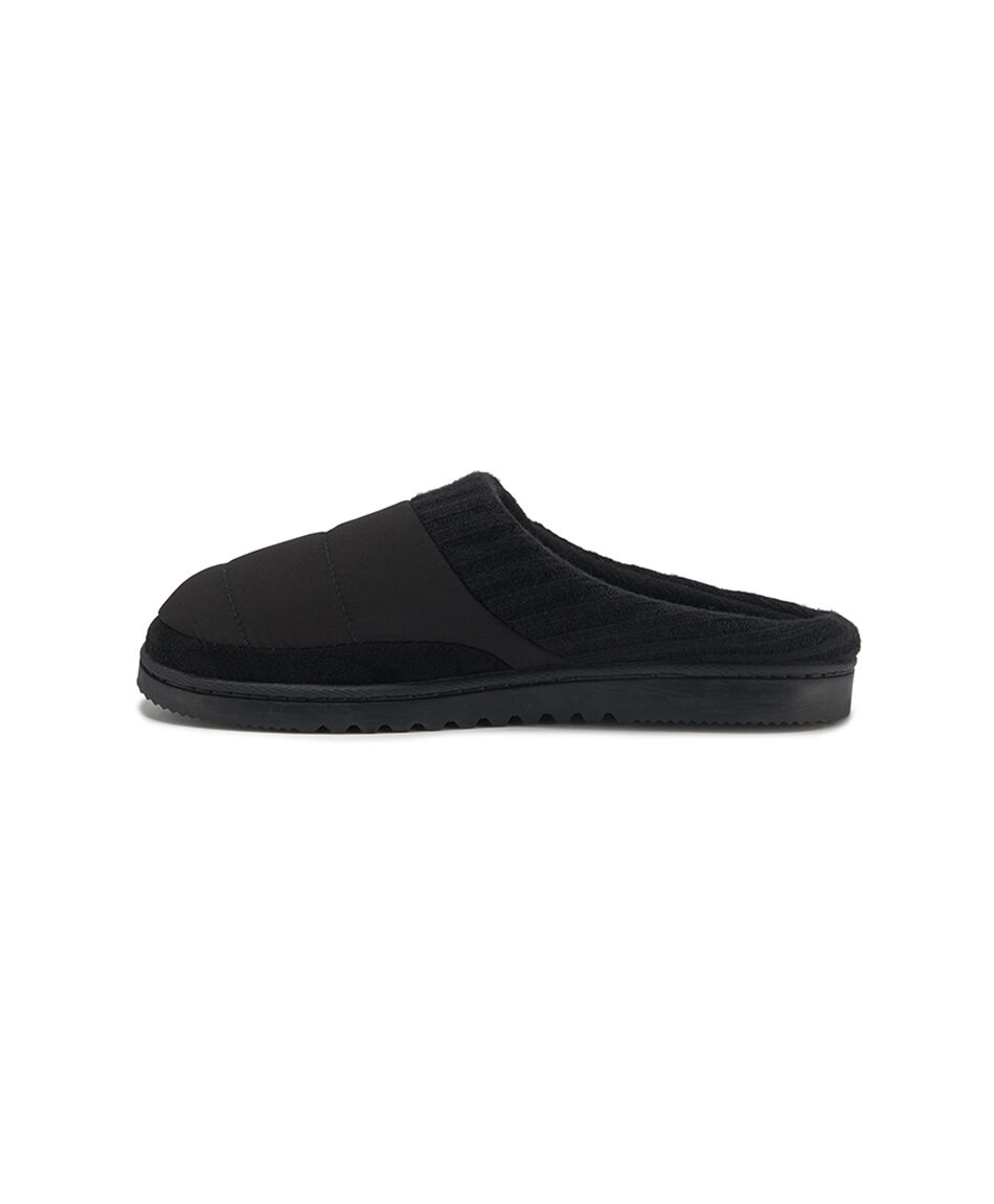 Pantufla hombre acolchada negra