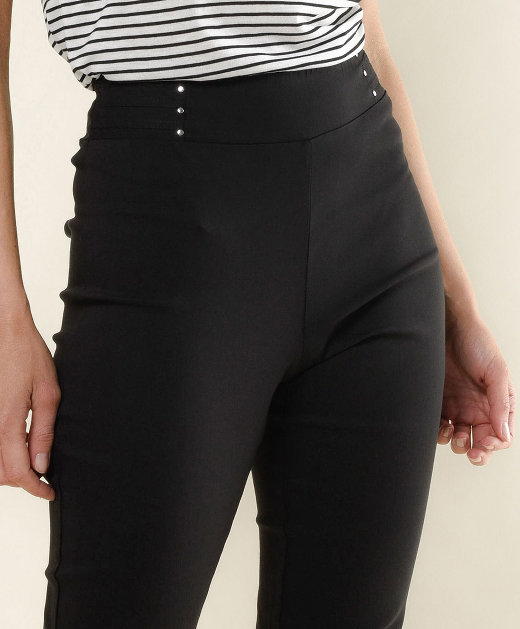 Pantalón mujer detalle cintura Pantalón mujer detalle cintura