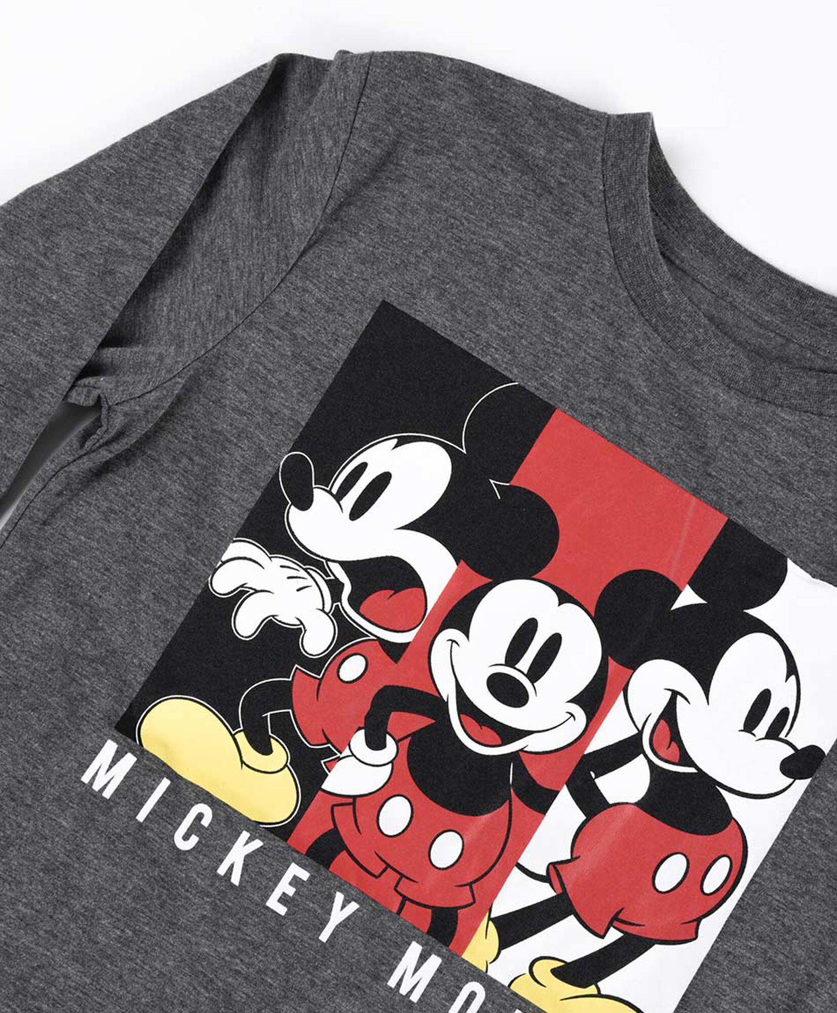Polera niño cuadro mickey mouse Polera niño cuadro mickey mouse