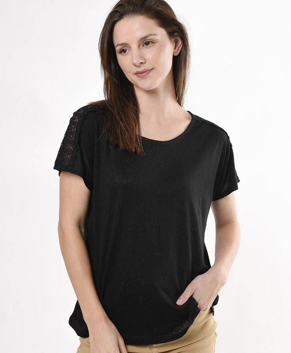 Polera mujer encaje en hombros