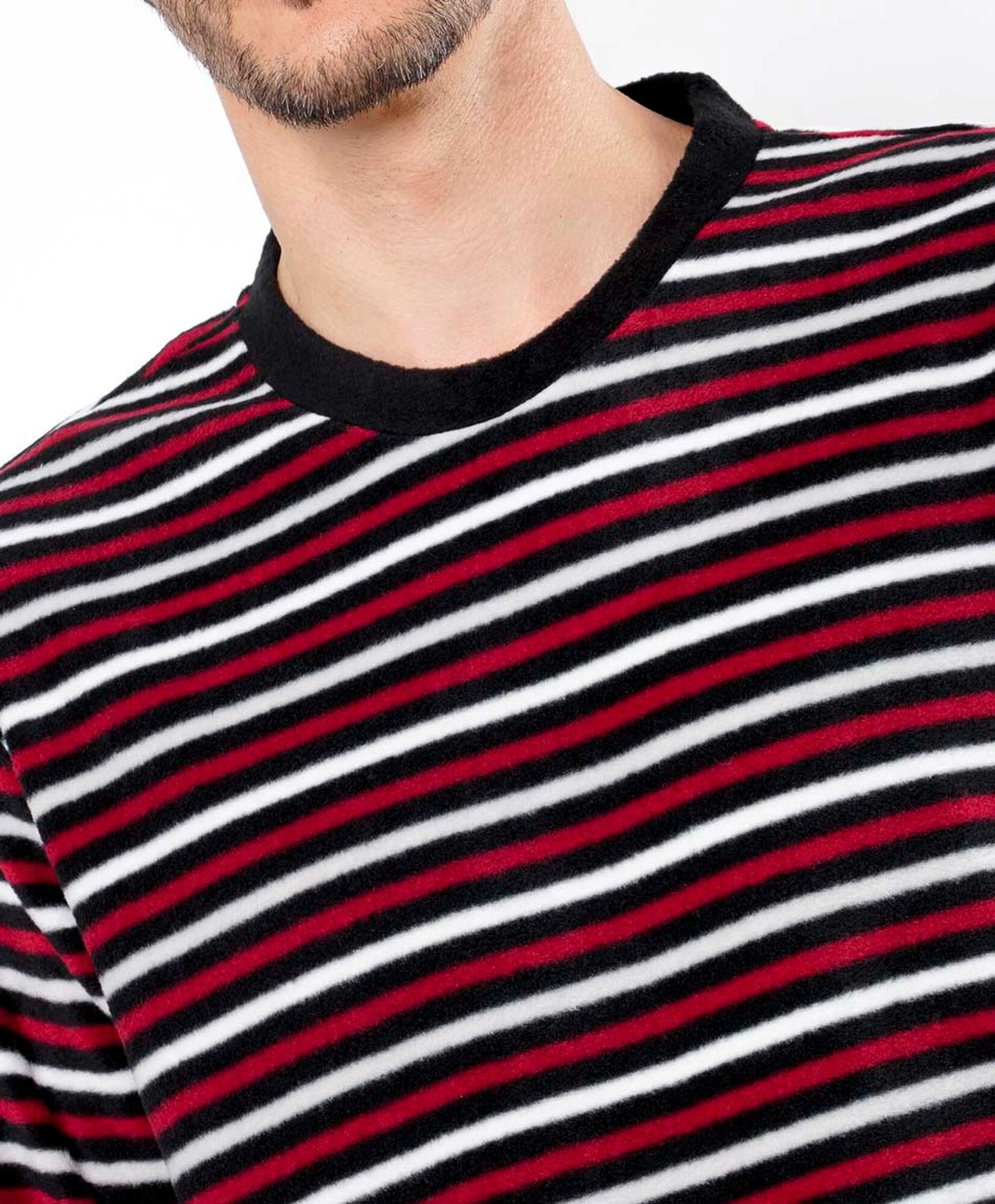 Pijama hombre polar líneas tricolor Pijama hombre polar líneas tricolor