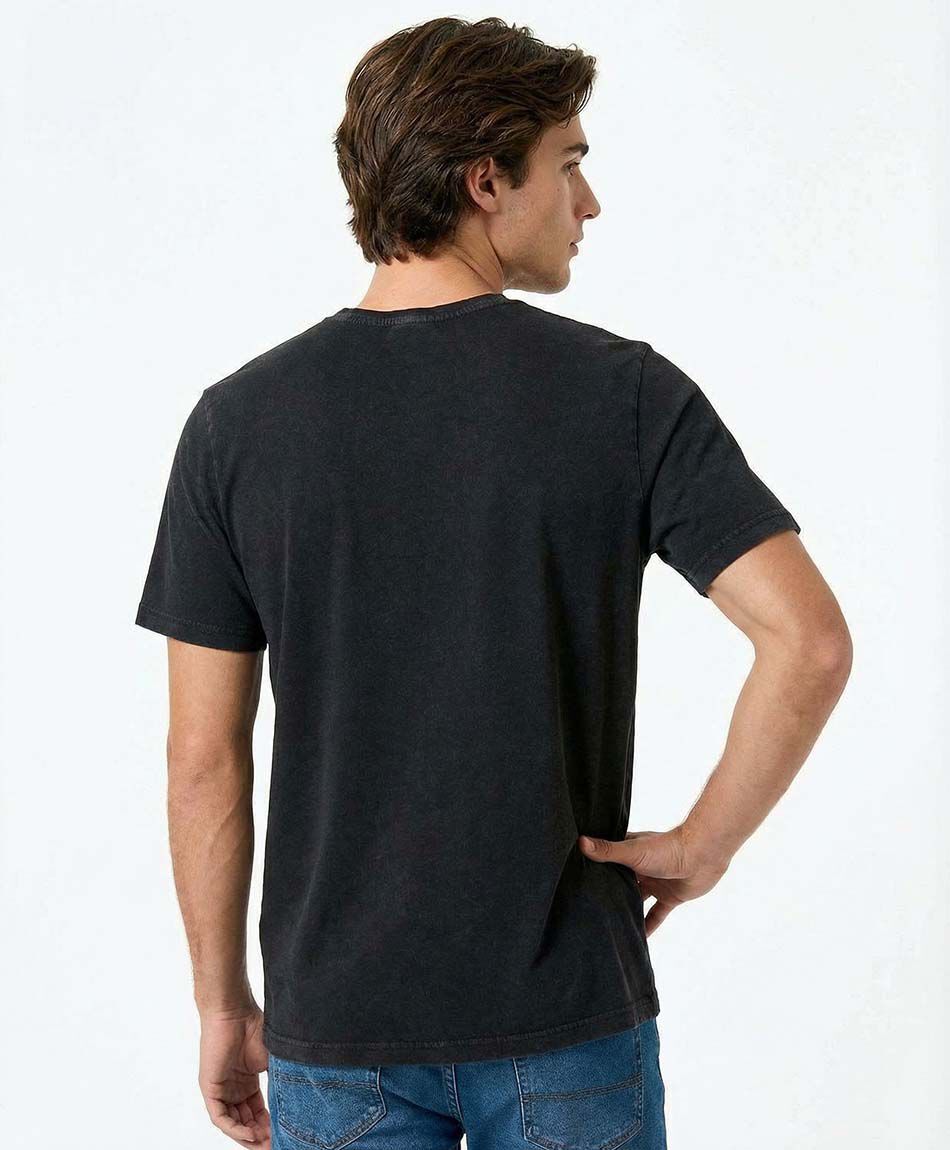 Polera hombre black skull