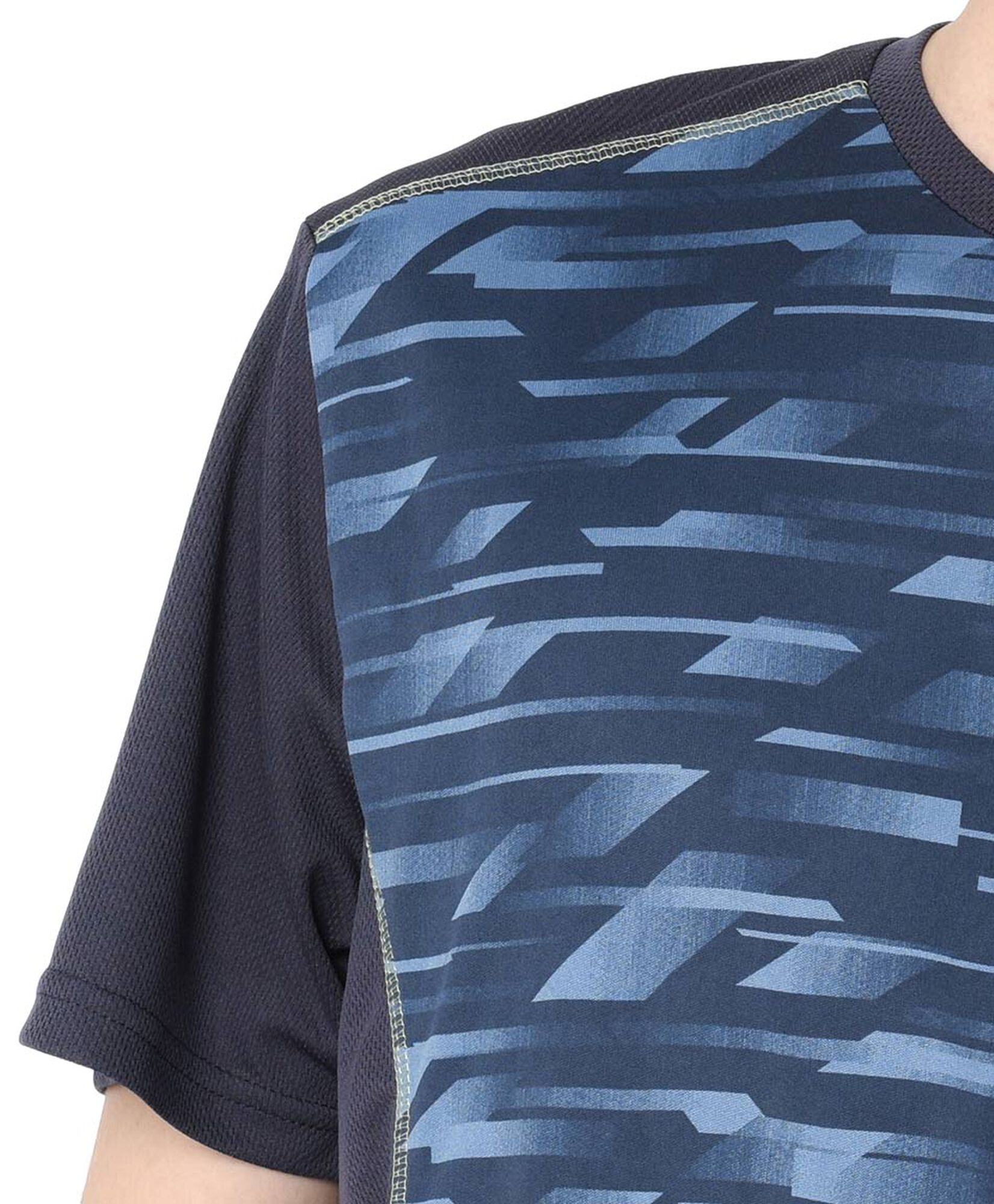 Polera deportiva hombre print Polera deportiva hombre print