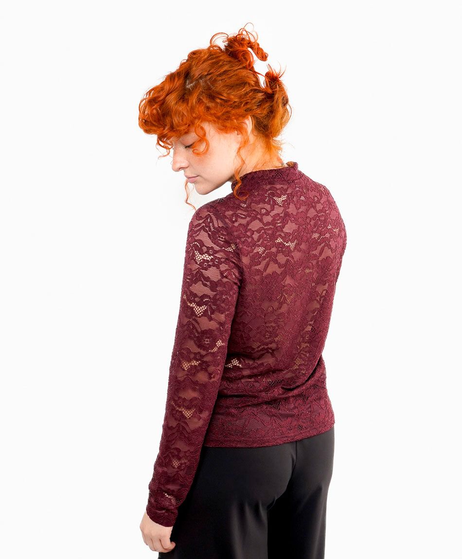 Polera mujer encaje floreado