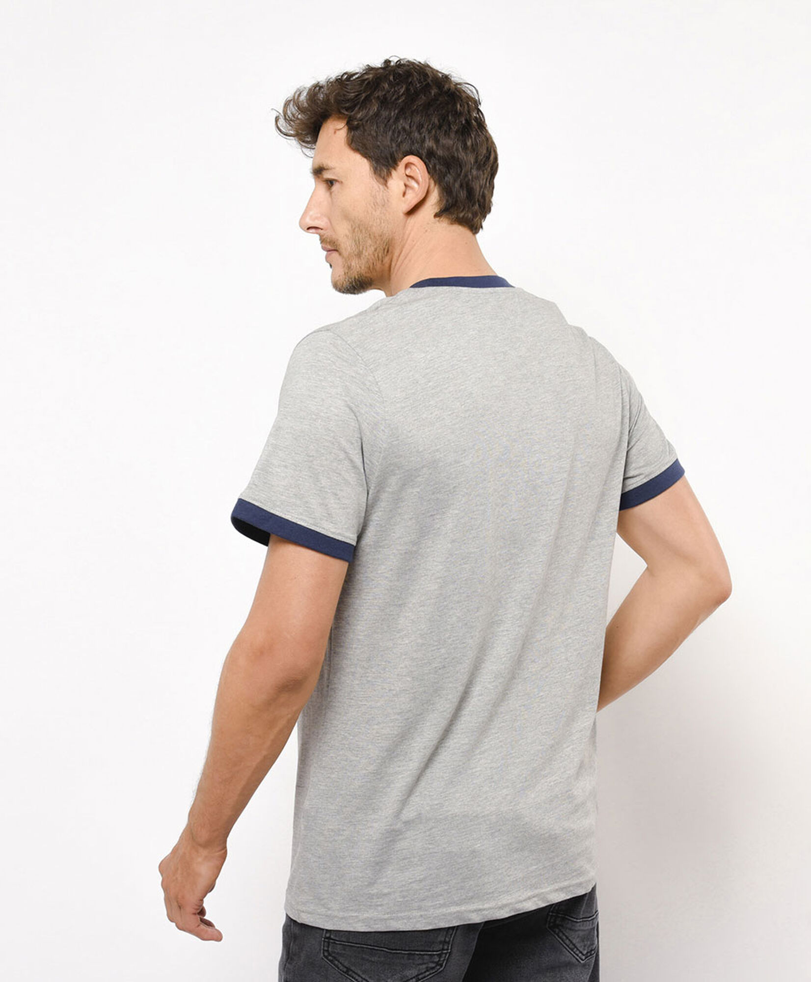 Polera hombre bad at sports Polera hombre bad at sports