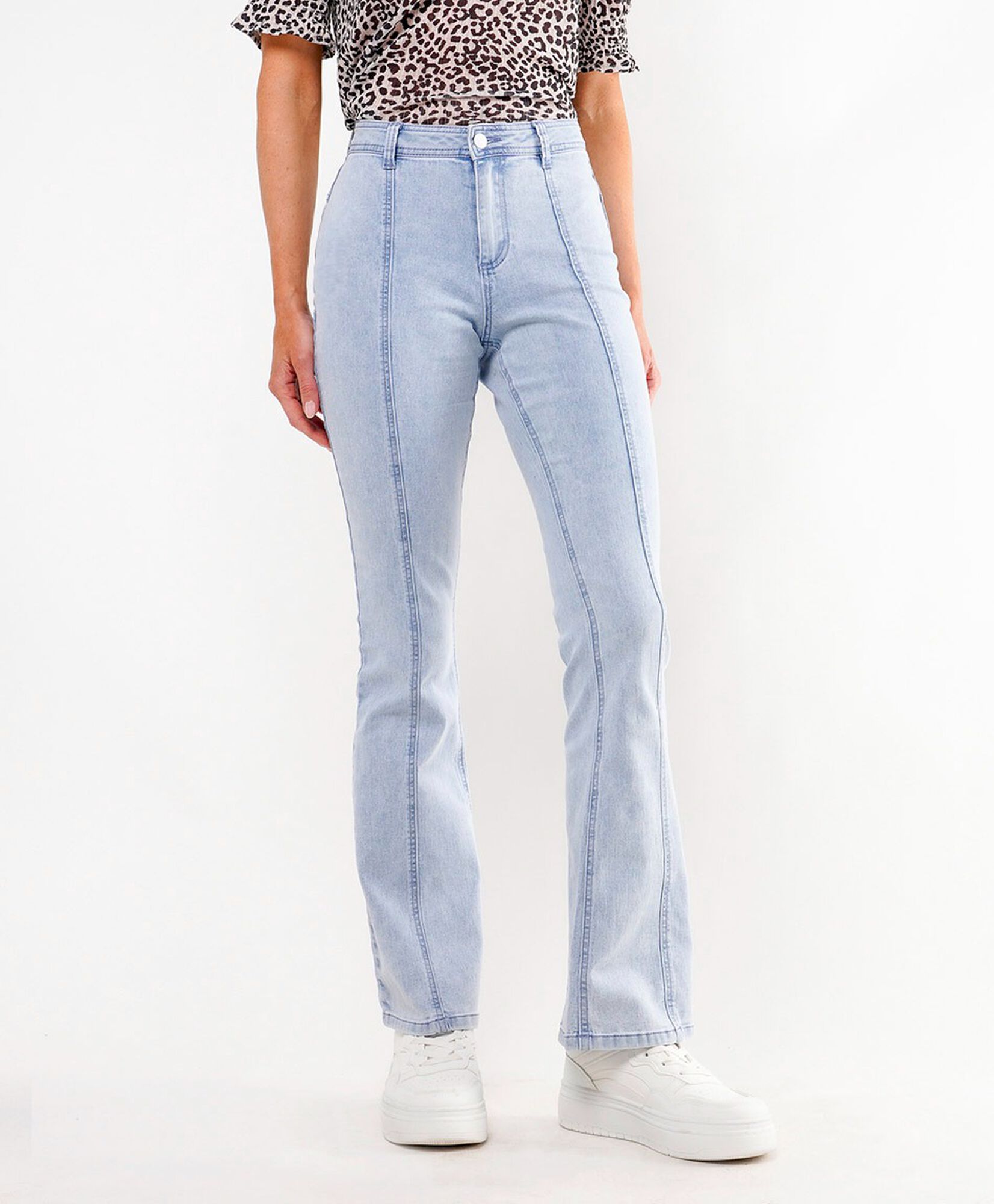 Jeans mujer bolsillos diseño estrella Jeans mujer bolsillos diseño estrella