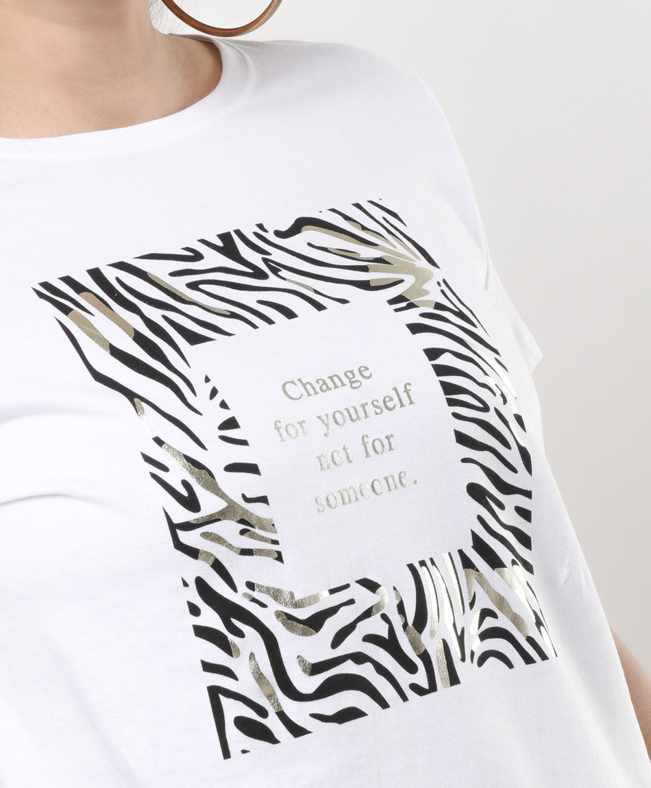 Polera mujer texto animal print