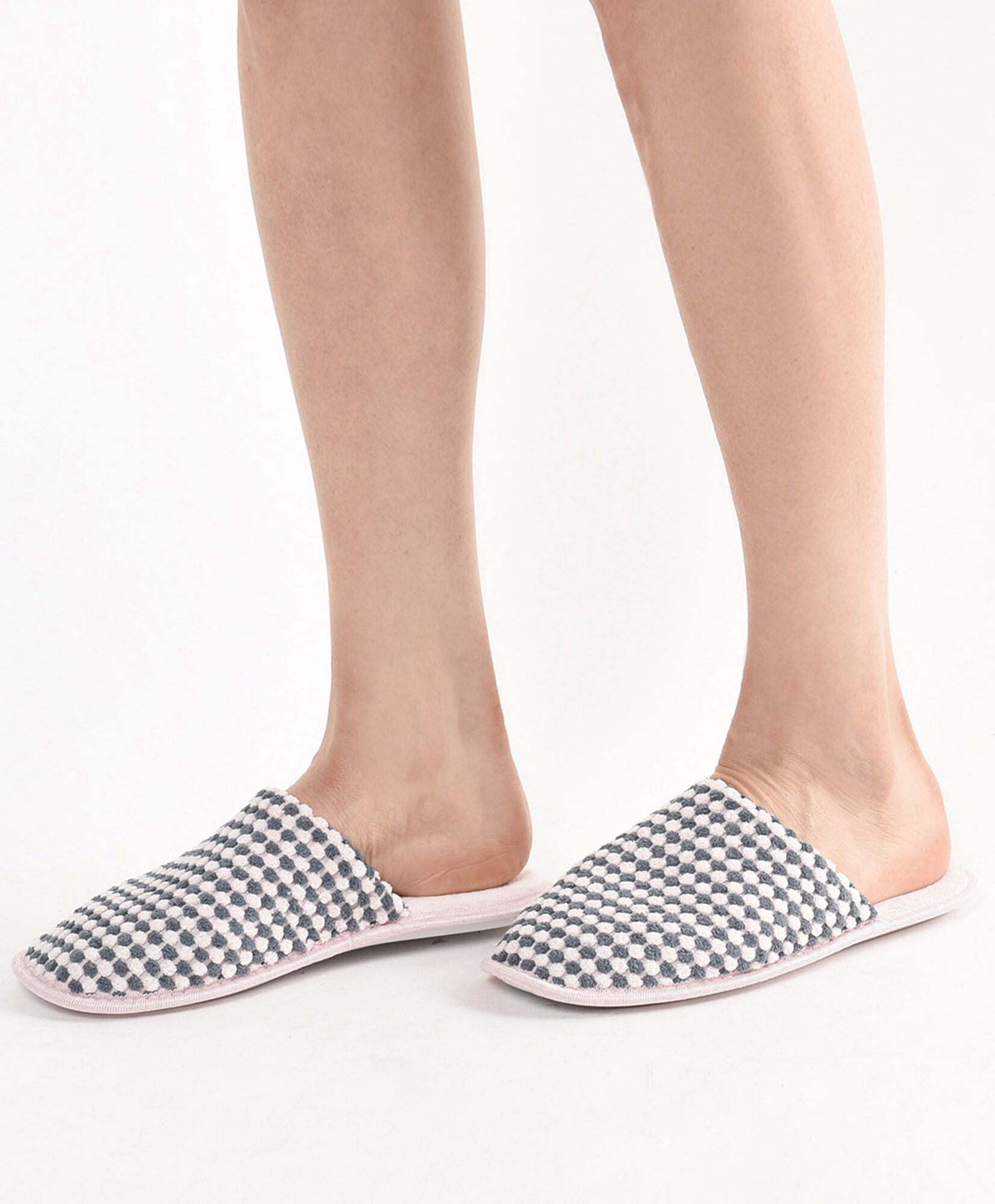 Pantufla mujer puntos Pantufla mujer puntos