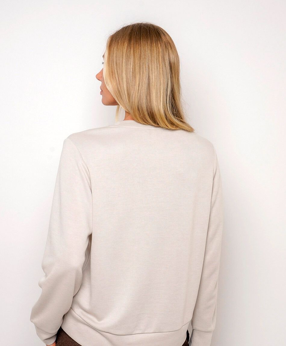 Poler&oacute;n mujer cl&aacute;sico liso beige