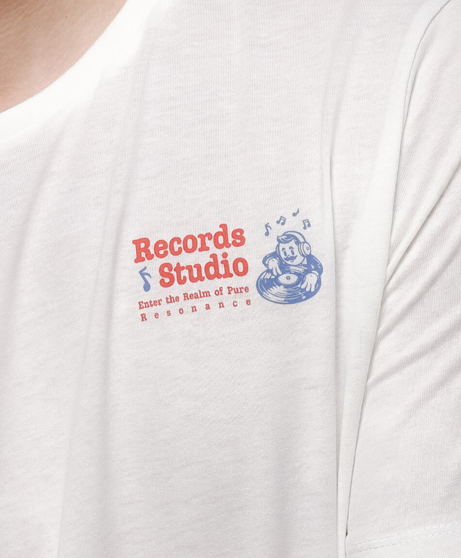 Polera hombre doble estampado estudio