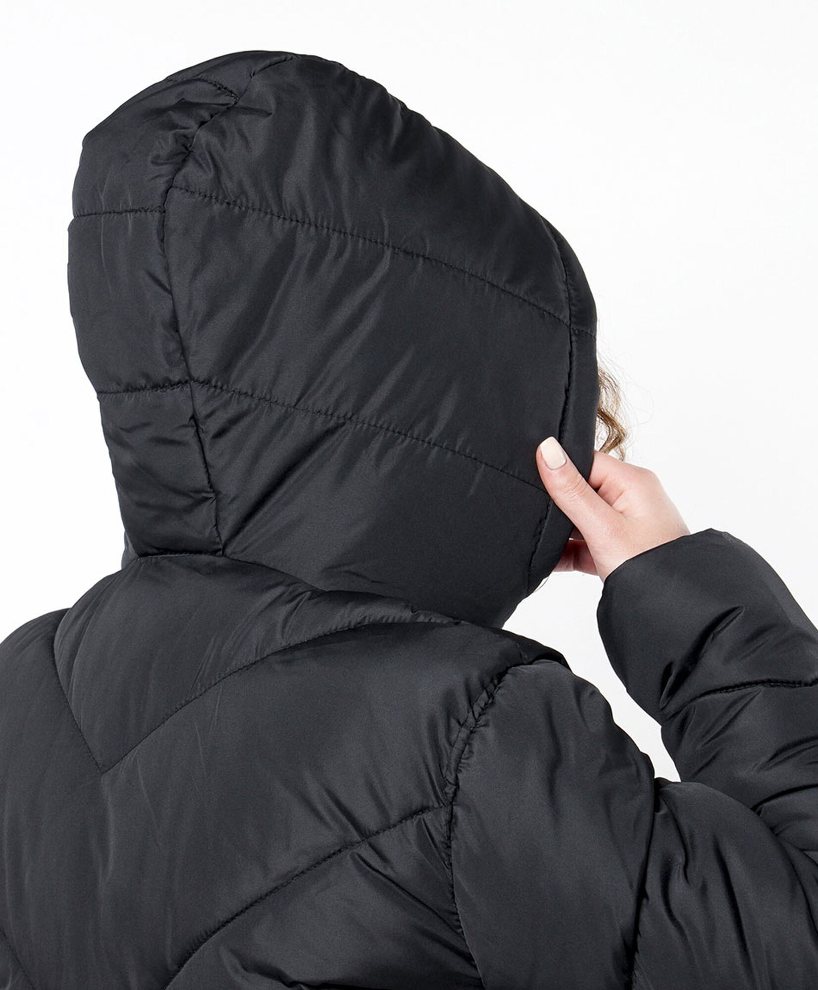 Parka mujer larga costuras diagonales Parka mujer larga costuras diagonales