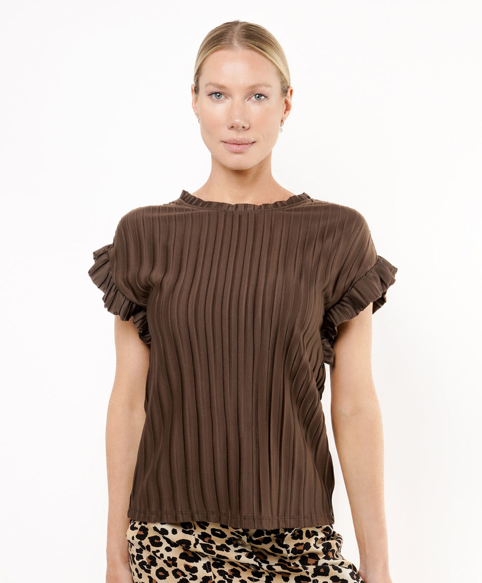 Polera mujer plisada manga vuelo Polera mujer plisada manga vuelo