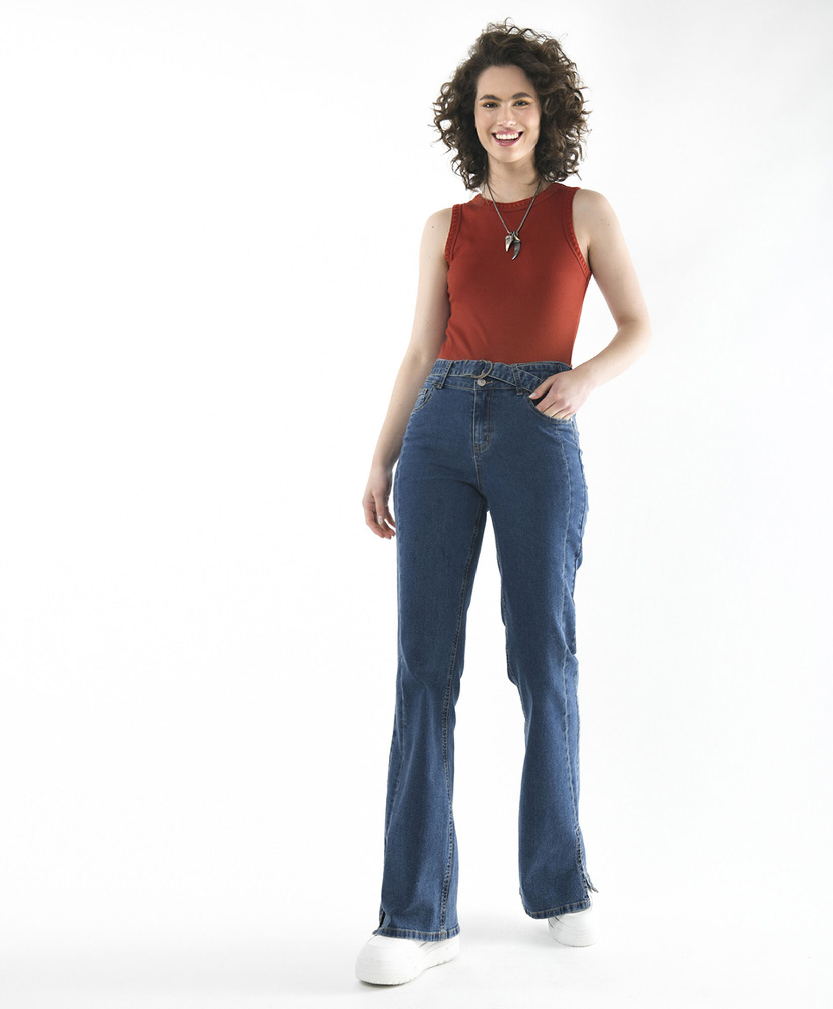 Jeans mujer cinturón flare Jeans mujer cinturón flare