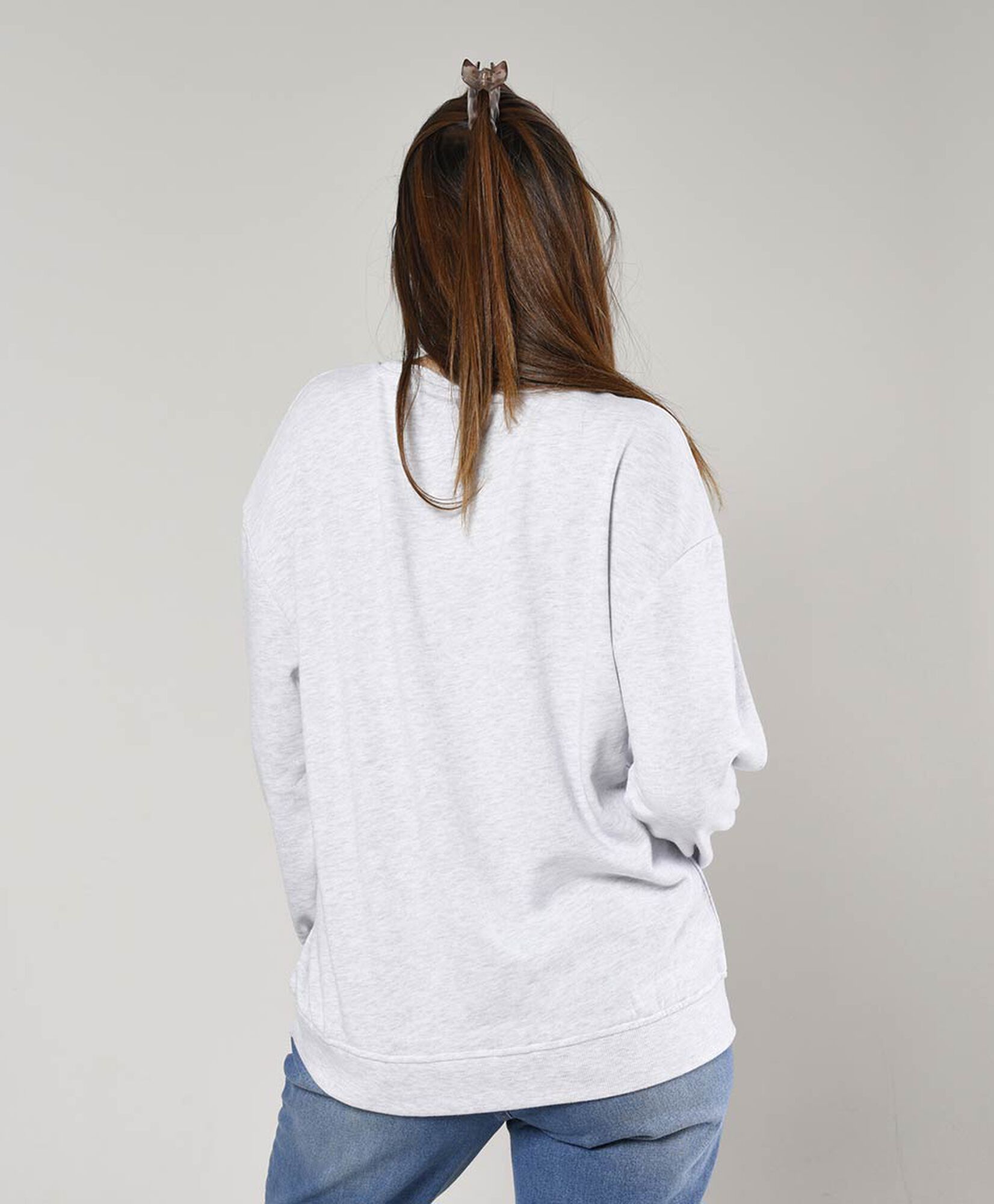 Polerón mujer estampado universitario Polerón mujer estampado universitario