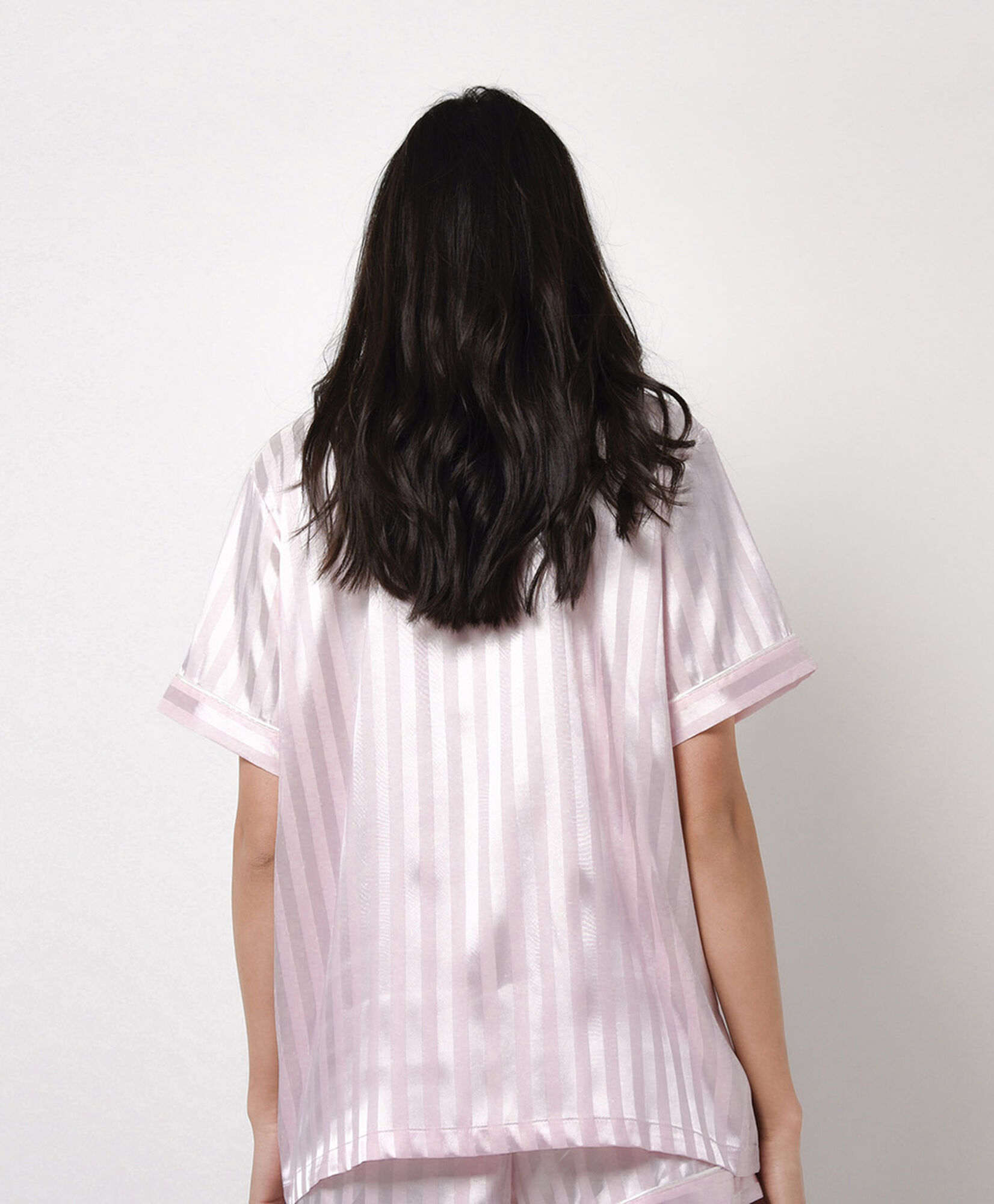 Pijama mujer camisero líneas estilo satín Pijama mujer camisero líneas estilo satín