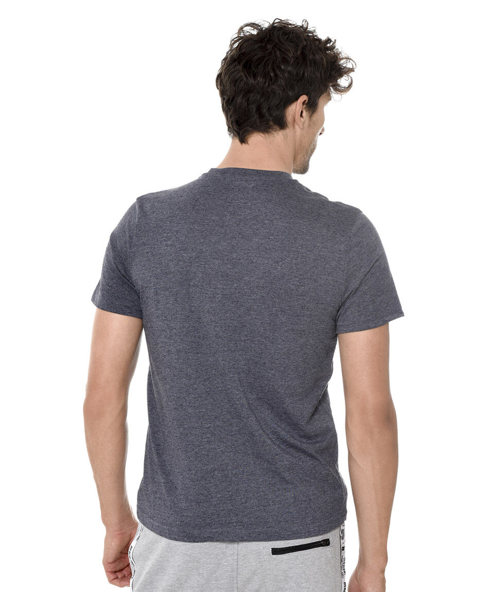 Polera deportiva