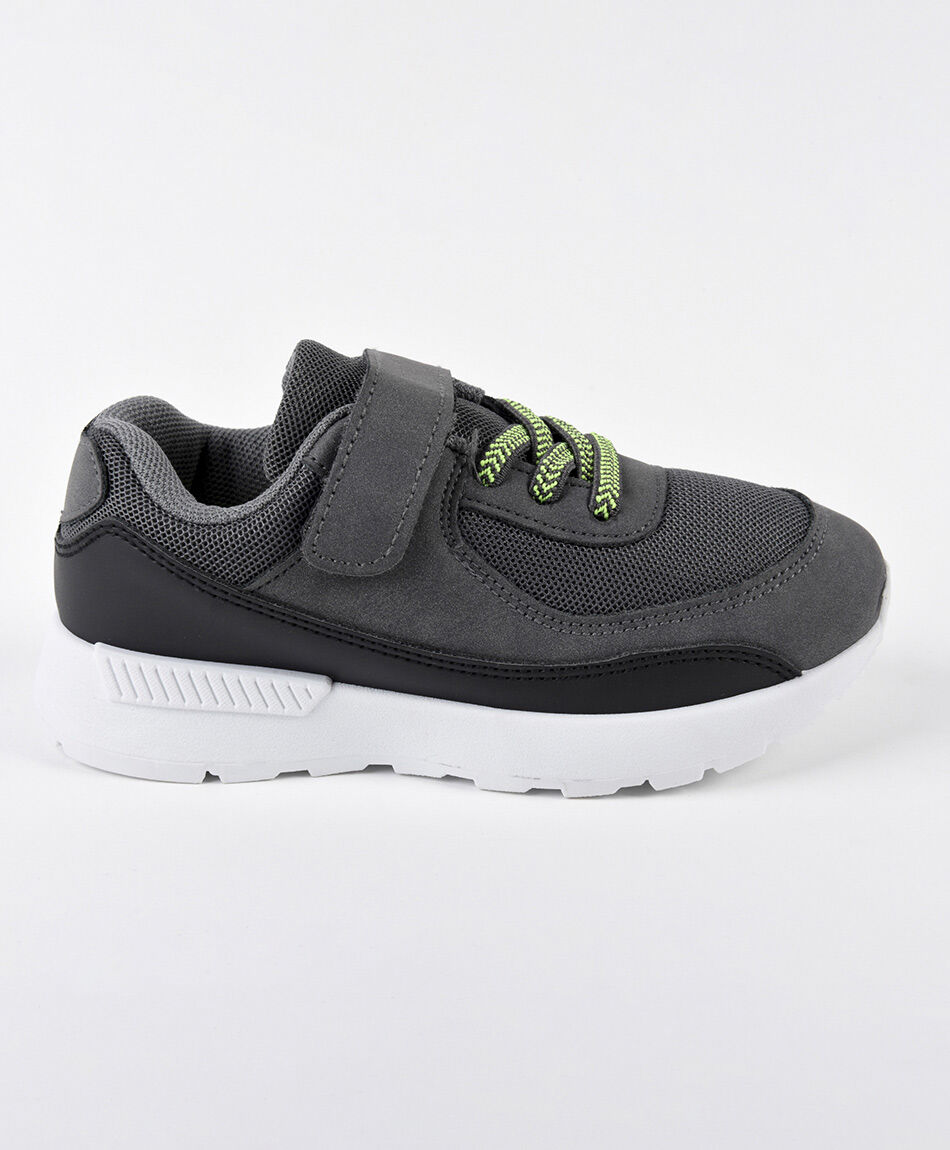 Zapatillas infantil malla