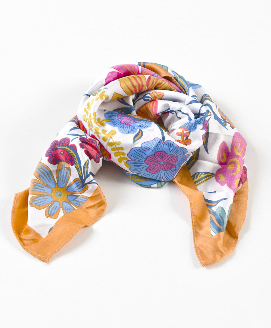 Pañuelo mujer floreado