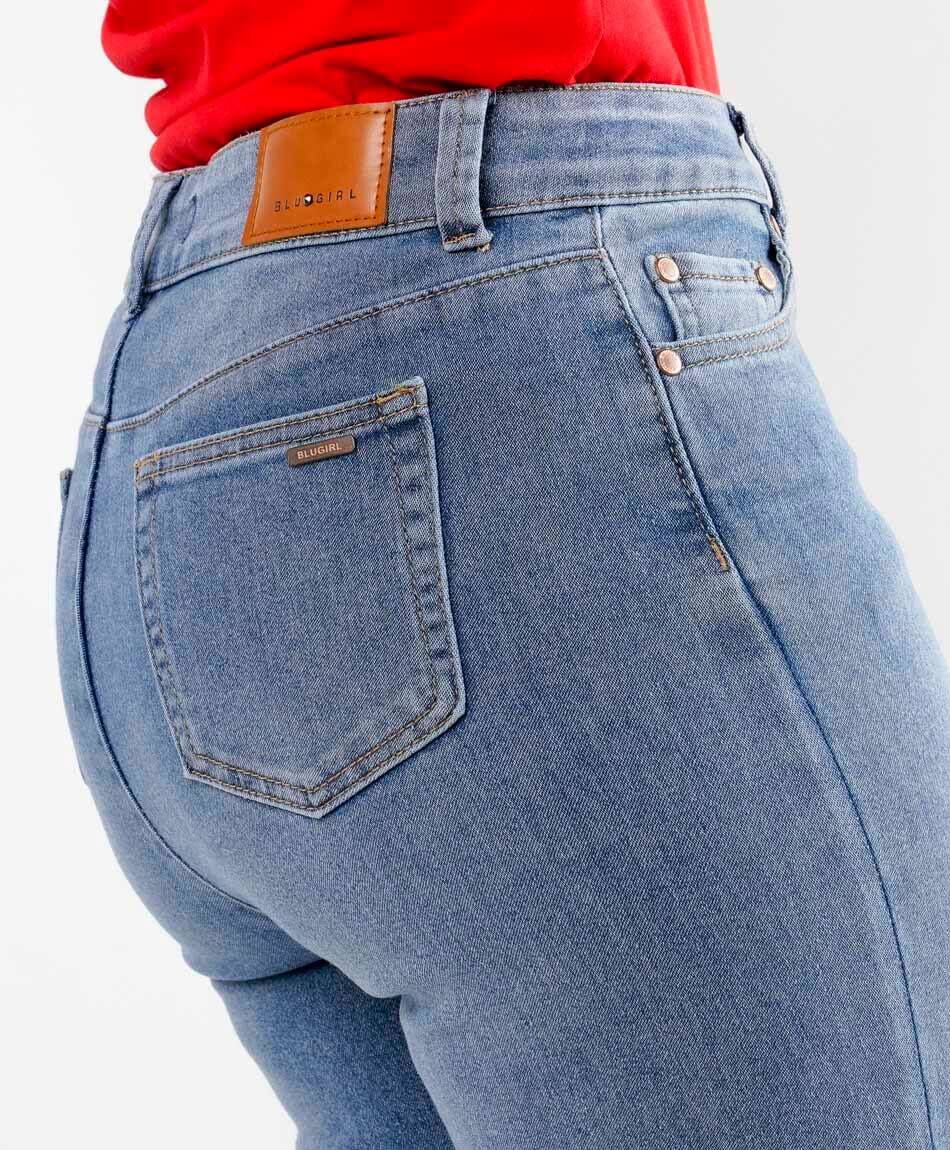 Jeans mujer basta ancha flare