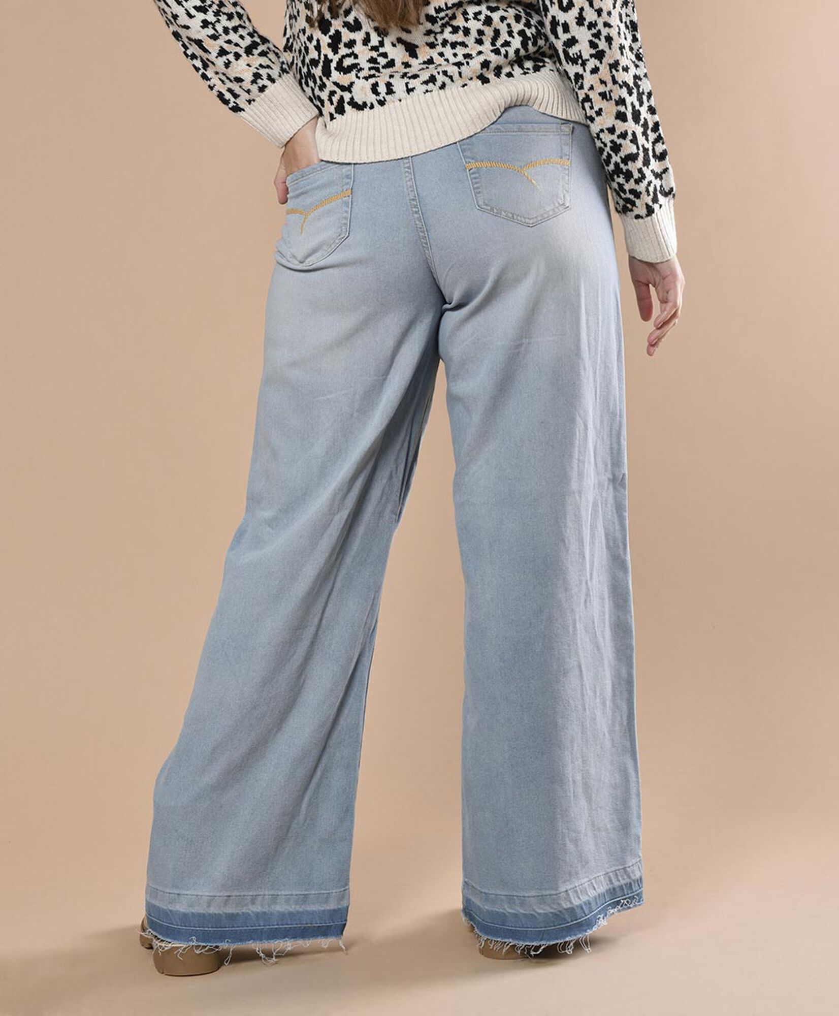 Jeans tiro alto Jeans tiro alto