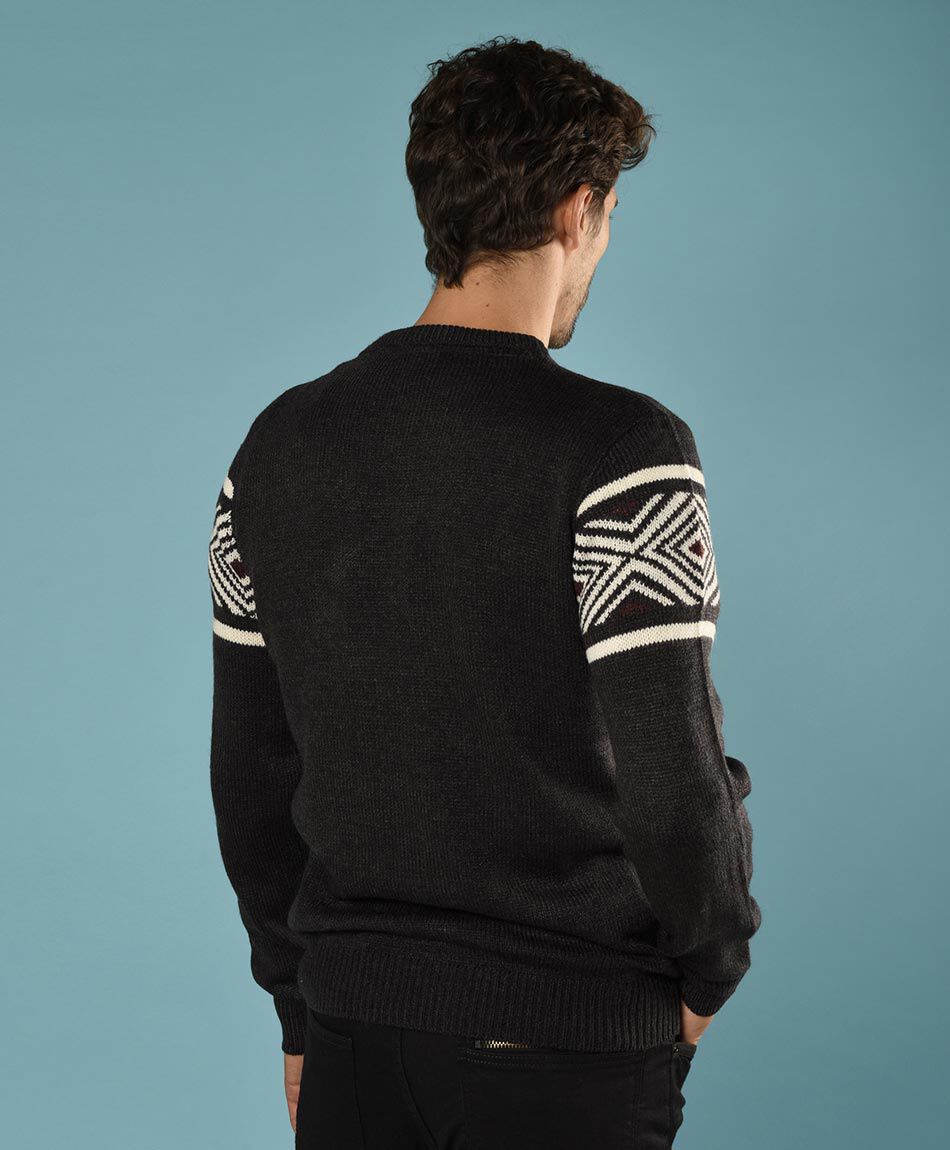 Sweater rombos cuello redondo