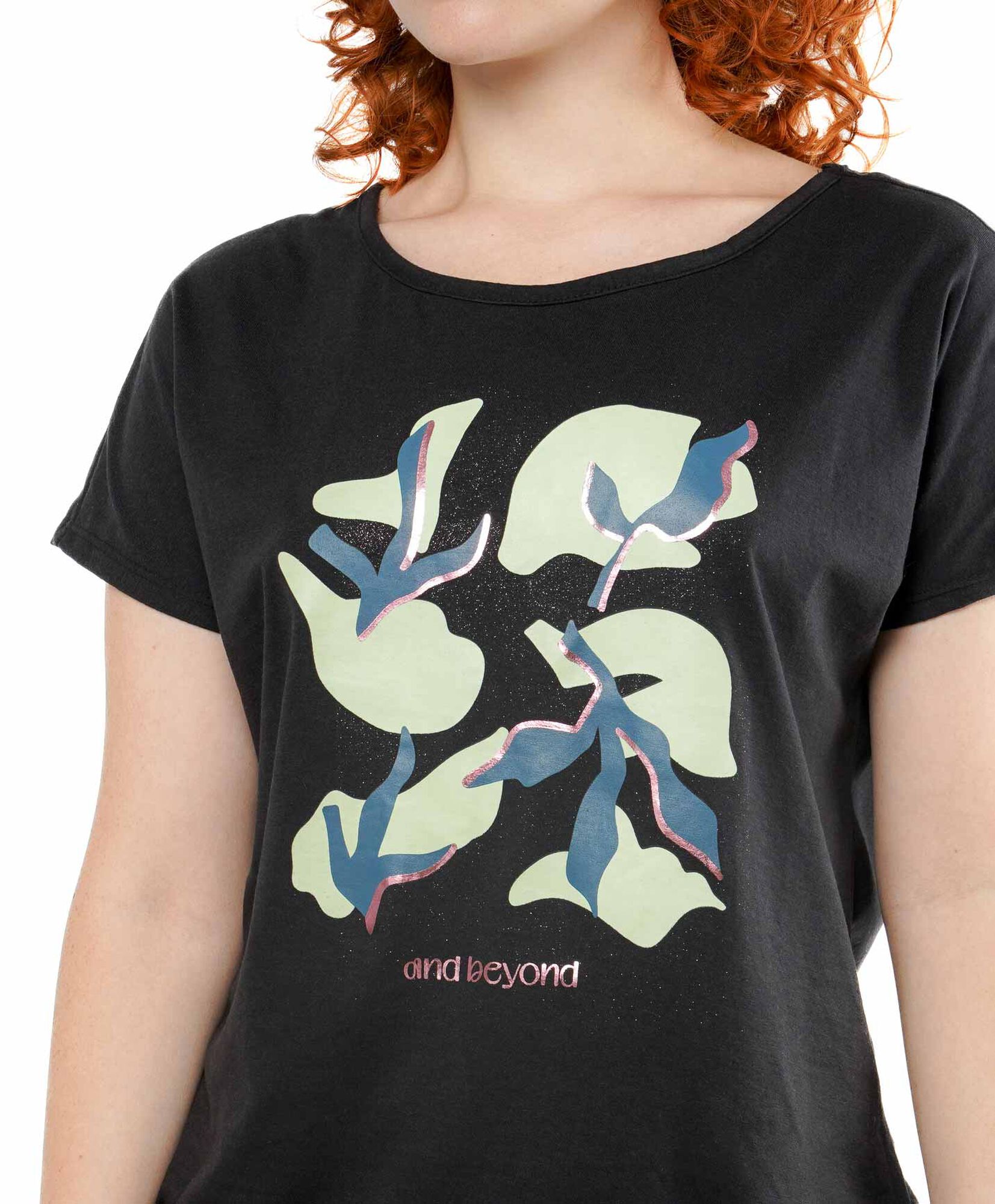 Polera deportiva mujer hojas Polera deportiva mujer hojas