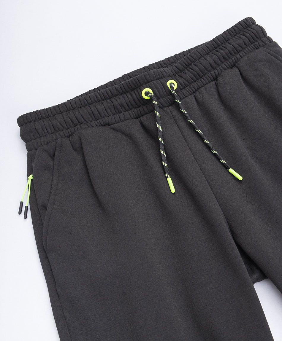 Pantal&oacute;n deportivo hombre ne&oacute;n