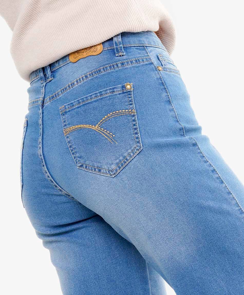 Jeans mujer wide leg bordado floral