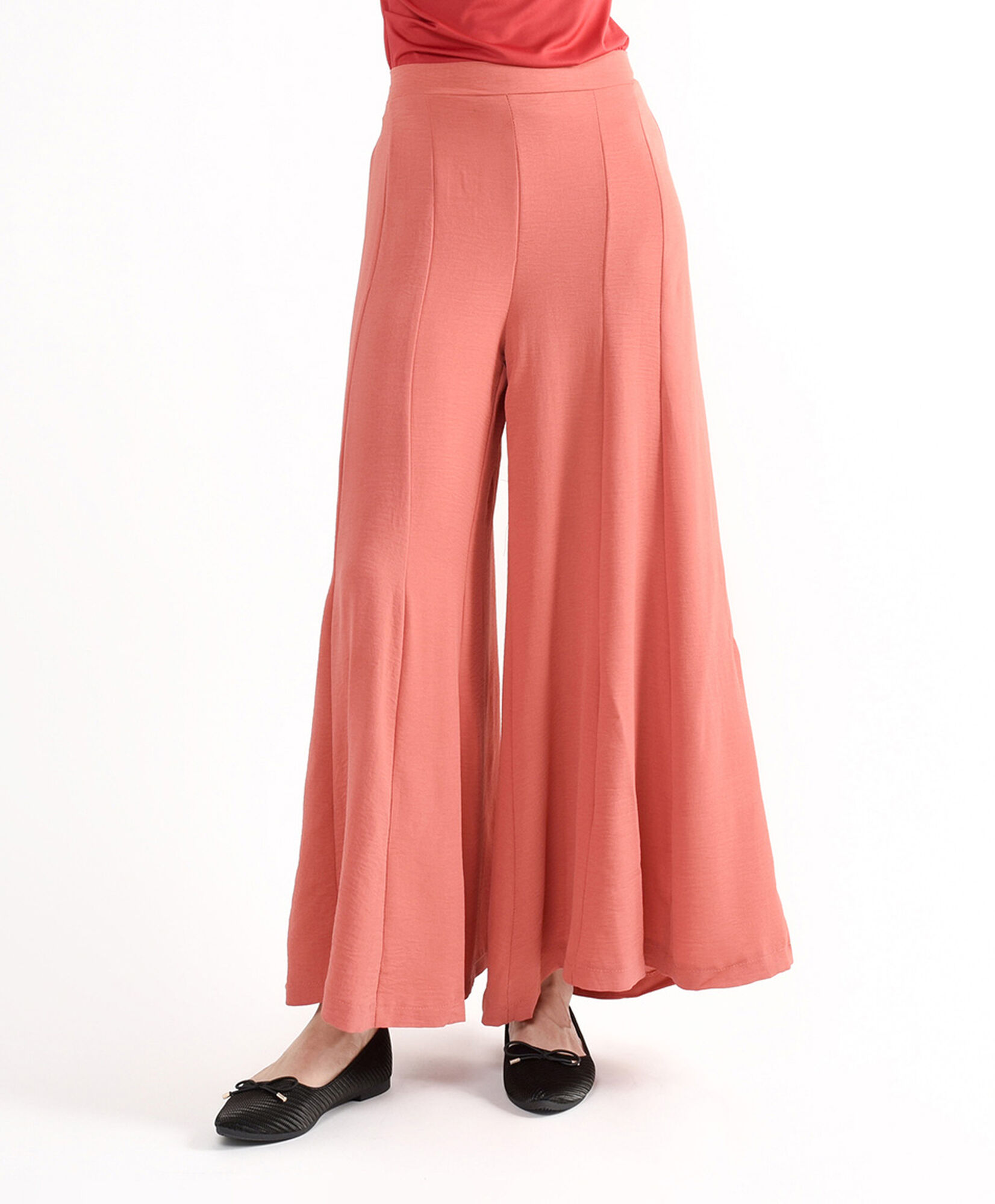 Pantalón mujer diseño extra ancho Pantalón mujer diseño extra ancho