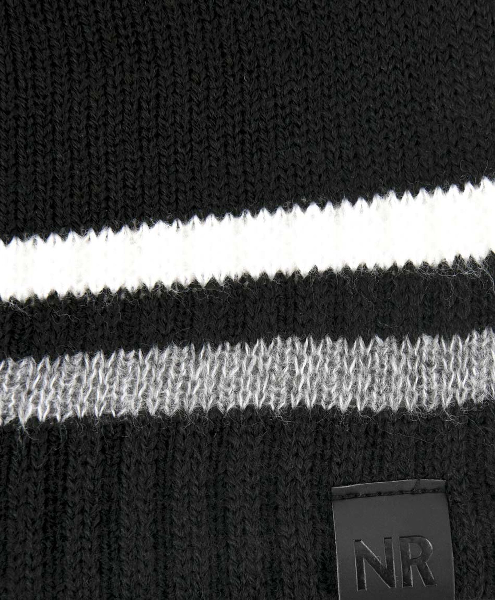 Gorro hombre líneas bicolor Gorro hombre líneas bicolor