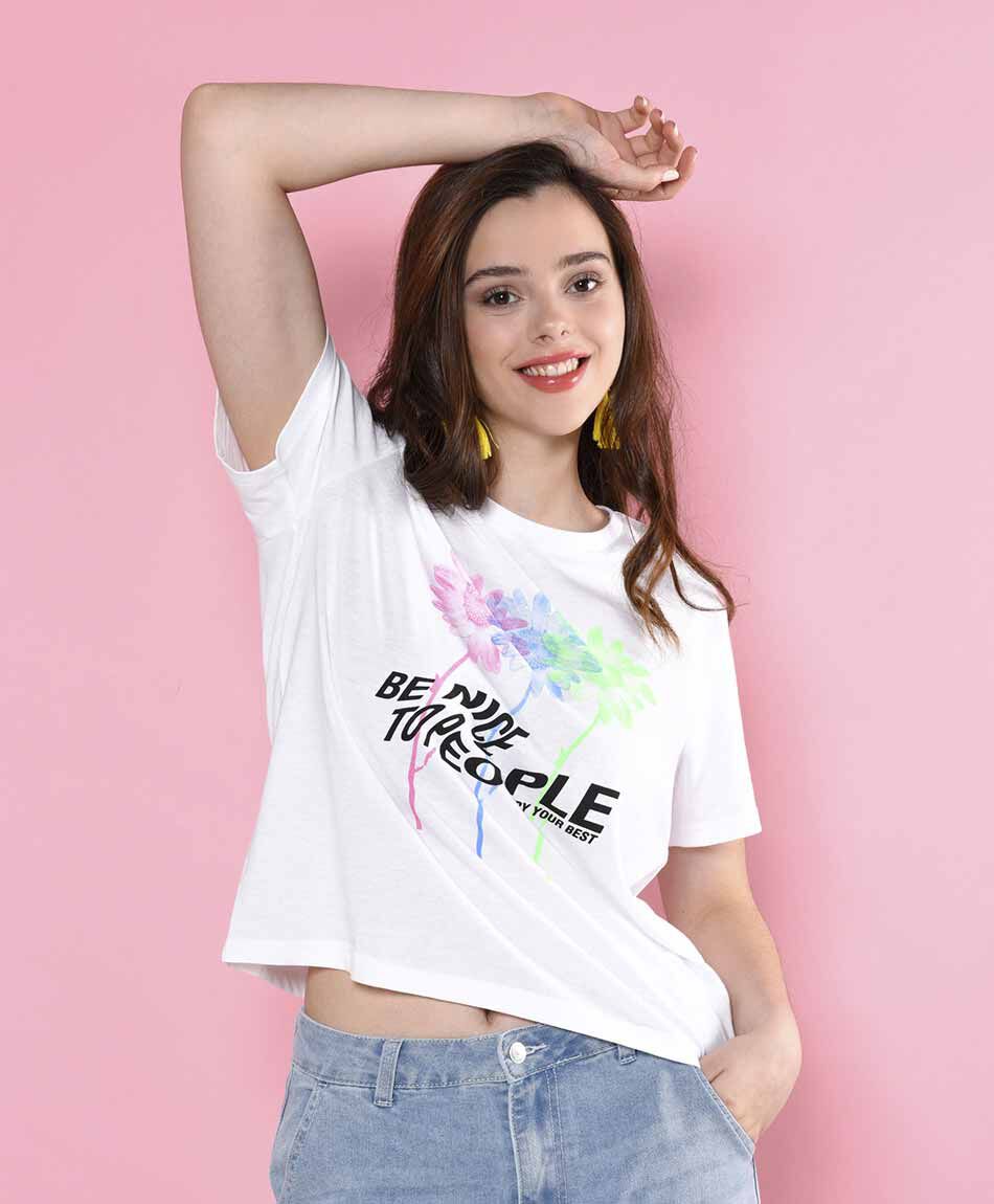 Polera manga corta cuello redondo