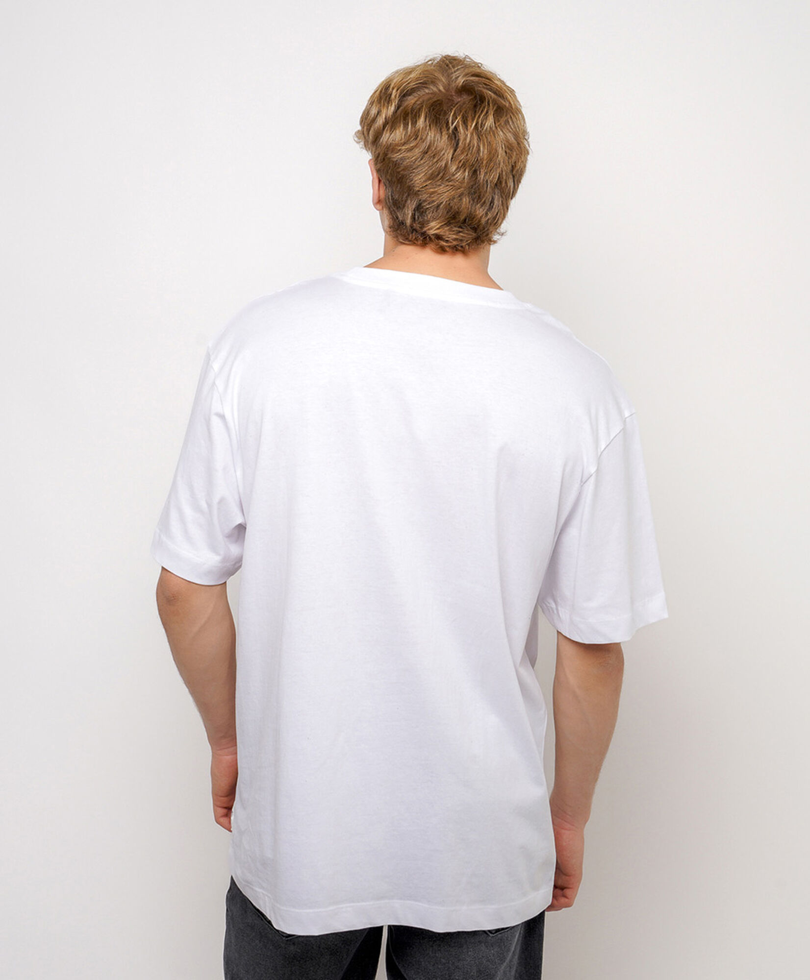 Polera hombre oversize Polera hombre oversize