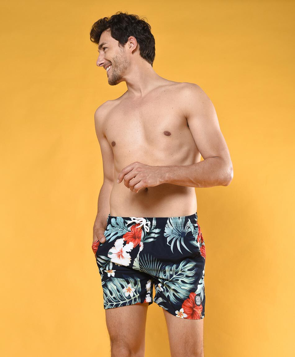 Traje de ba&ntilde;o