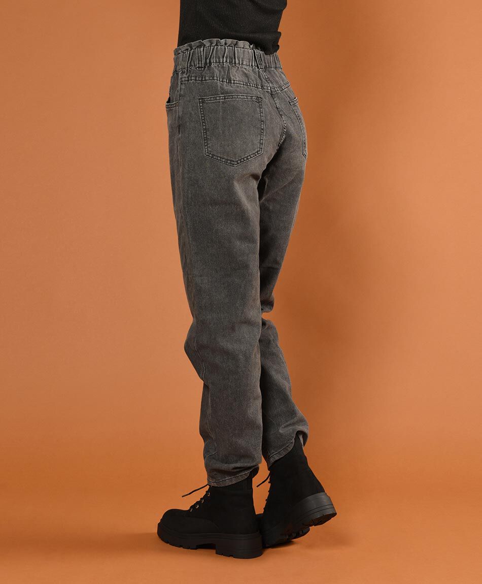 Jeans tiro alto