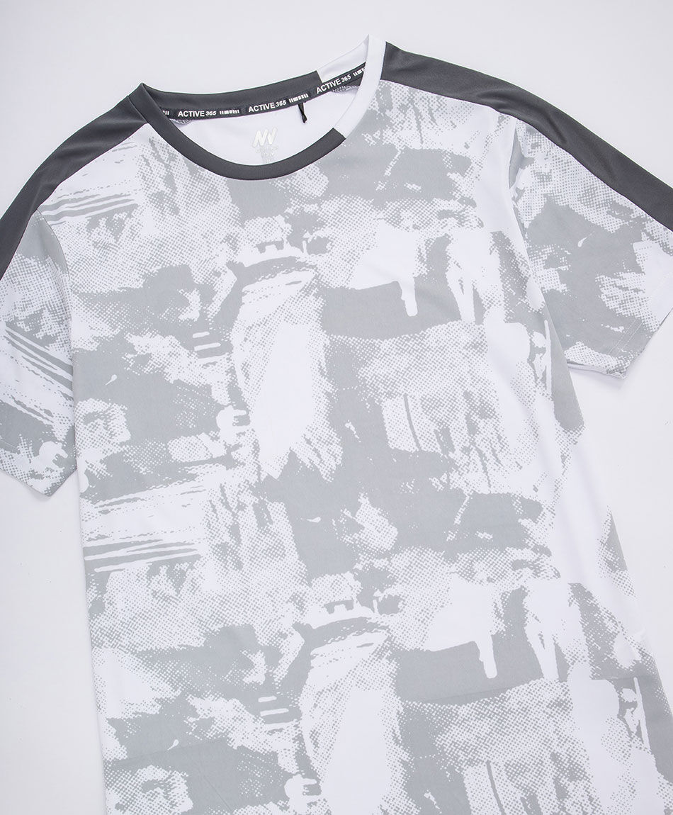 Polera deportiva hombre abstracto