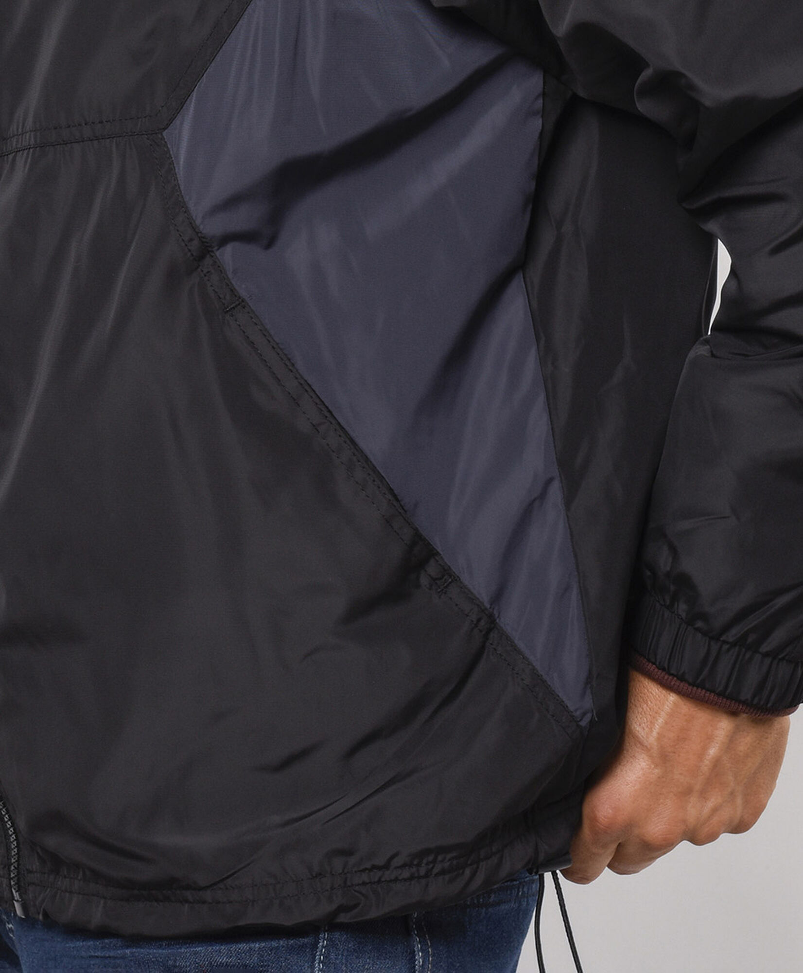 Cortaviento hombre bicolor Cortaviento hombre bicolor