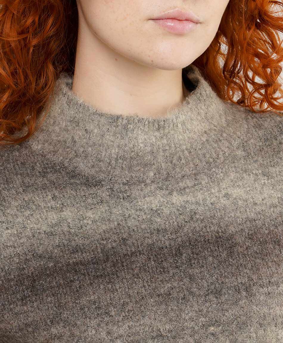 Sweater mujer l&iacute;neas degrad&eacute;