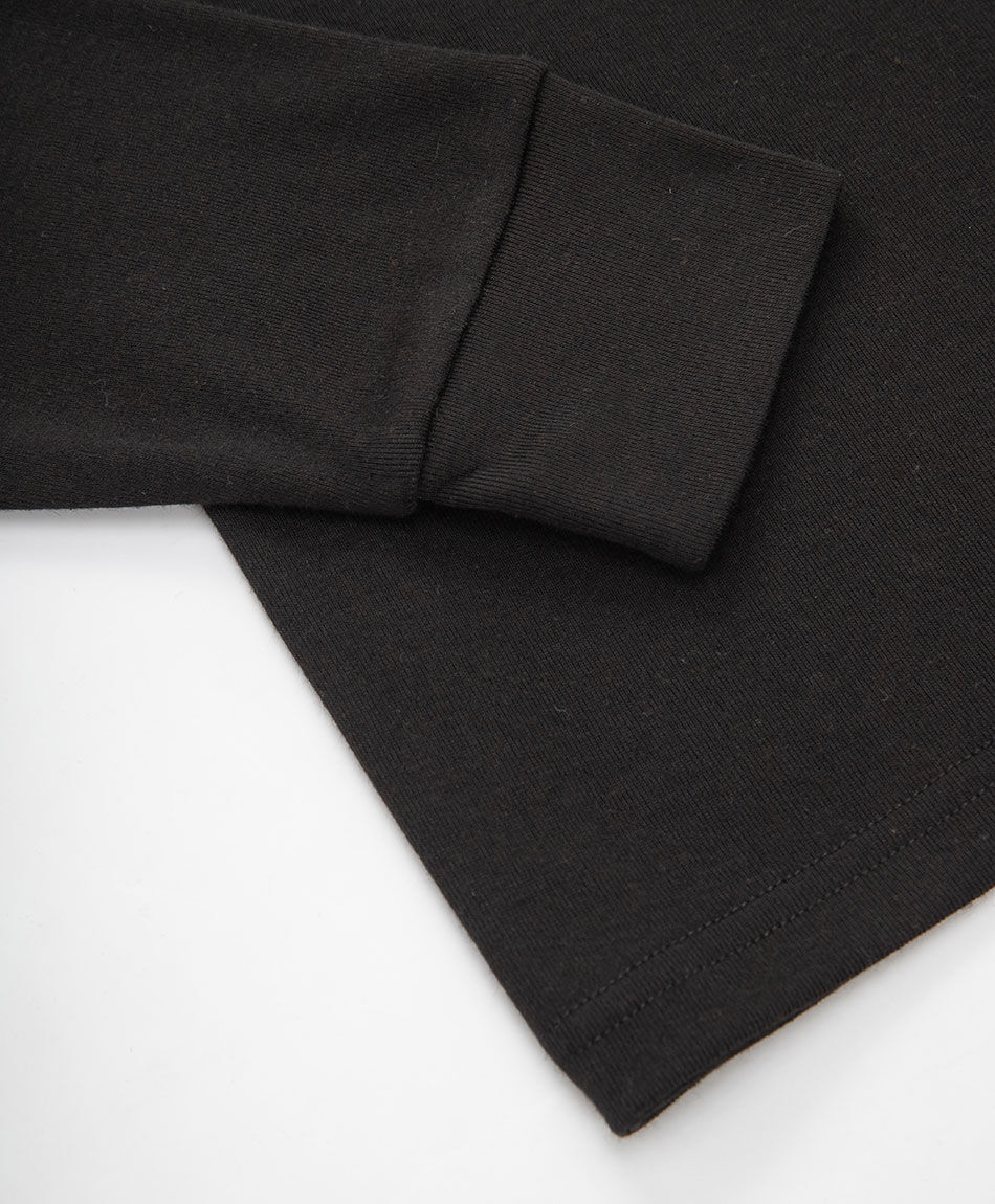 Camiseta hombre negra cuello v